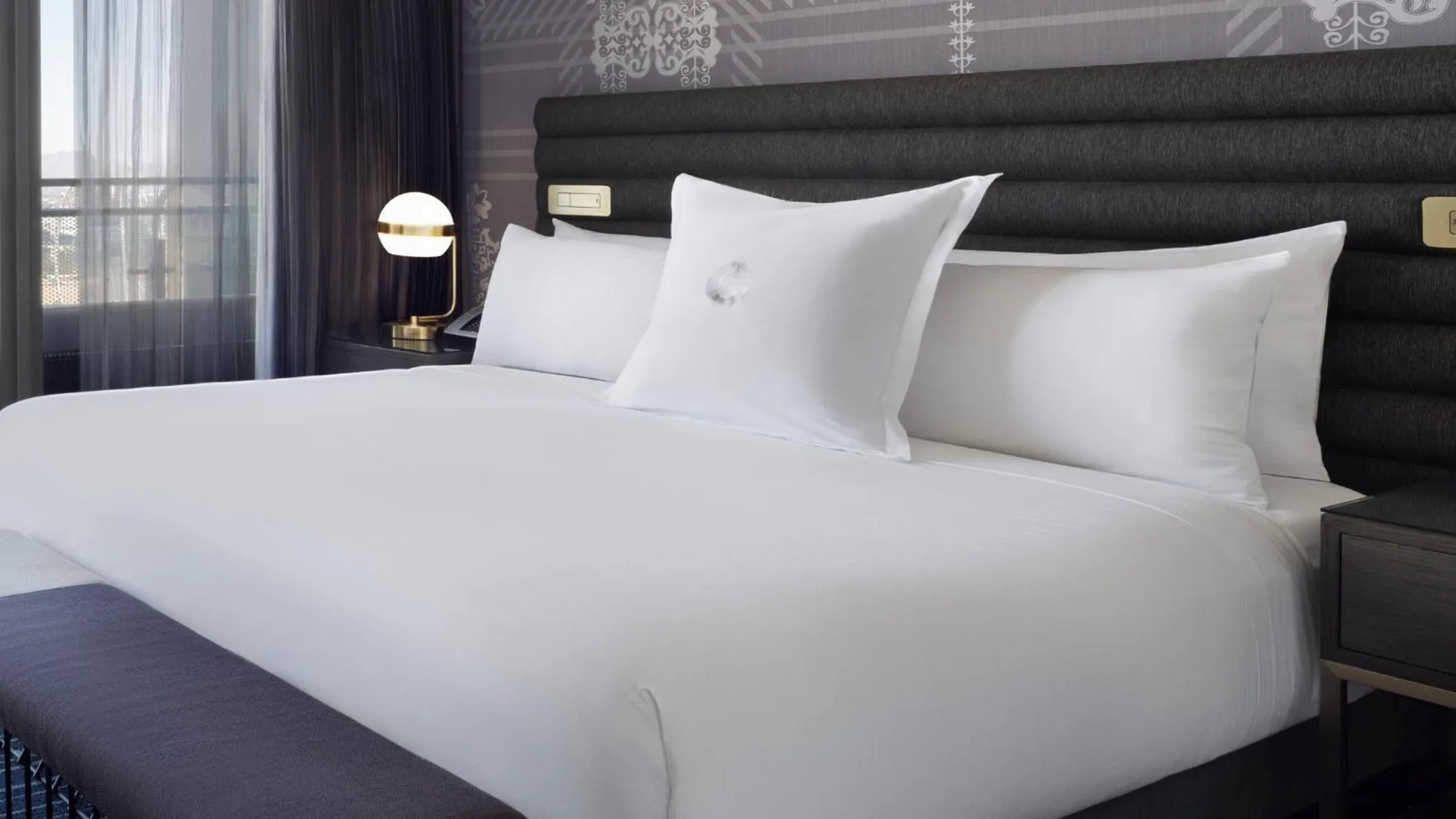 Bedroom, Bed in The Cosmopolitan Of Las Vegas