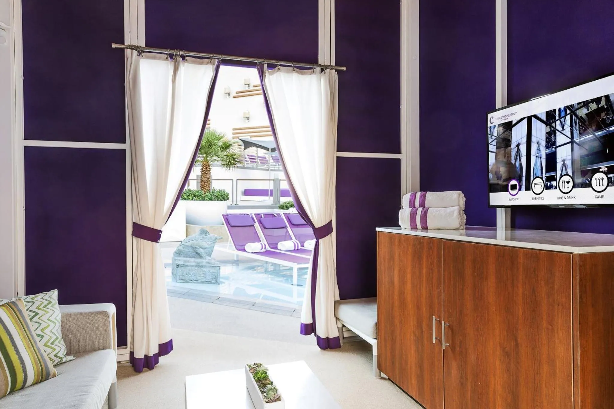 Swimming pool in The Cosmopolitan Of Las Vegas