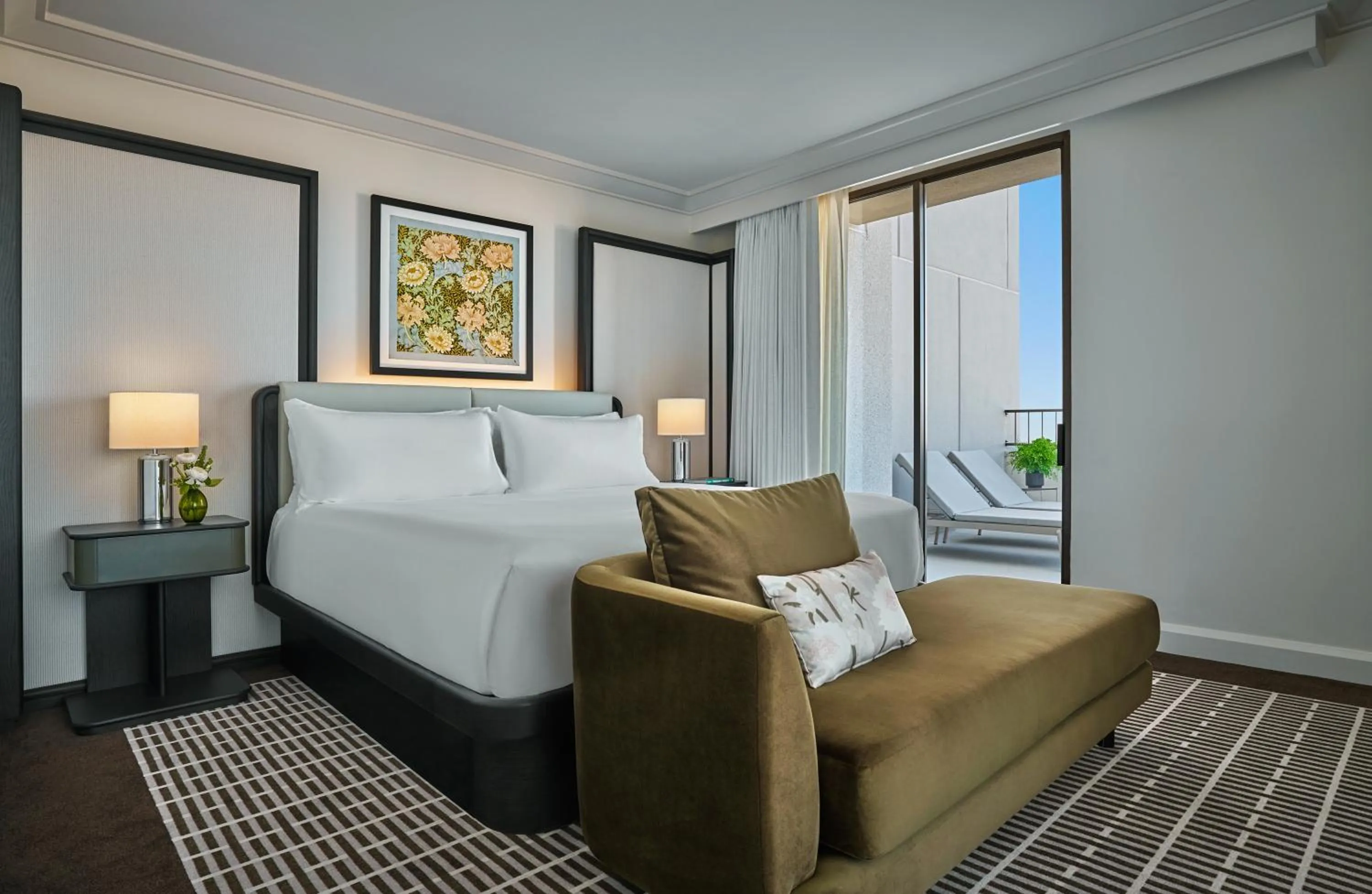 Bed in Pendry Newport Beach