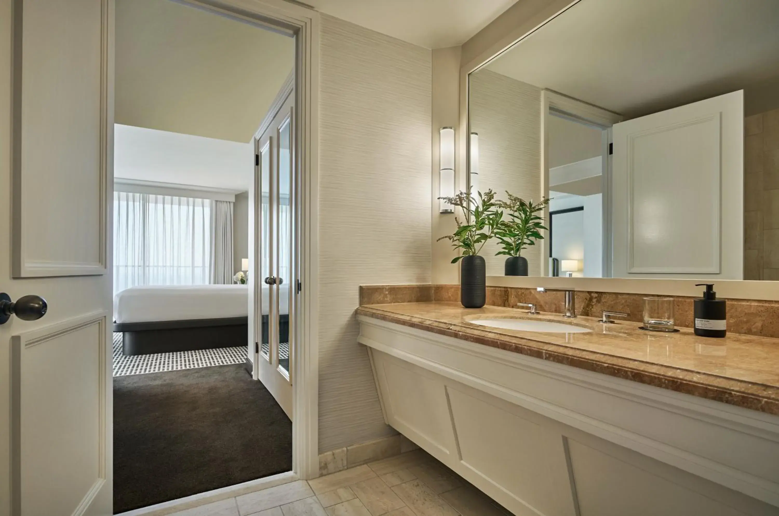 Grand One Bedroom Suite in Pendry Newport Beach Grand One Bedroom Suite in Pendry Newport Beach