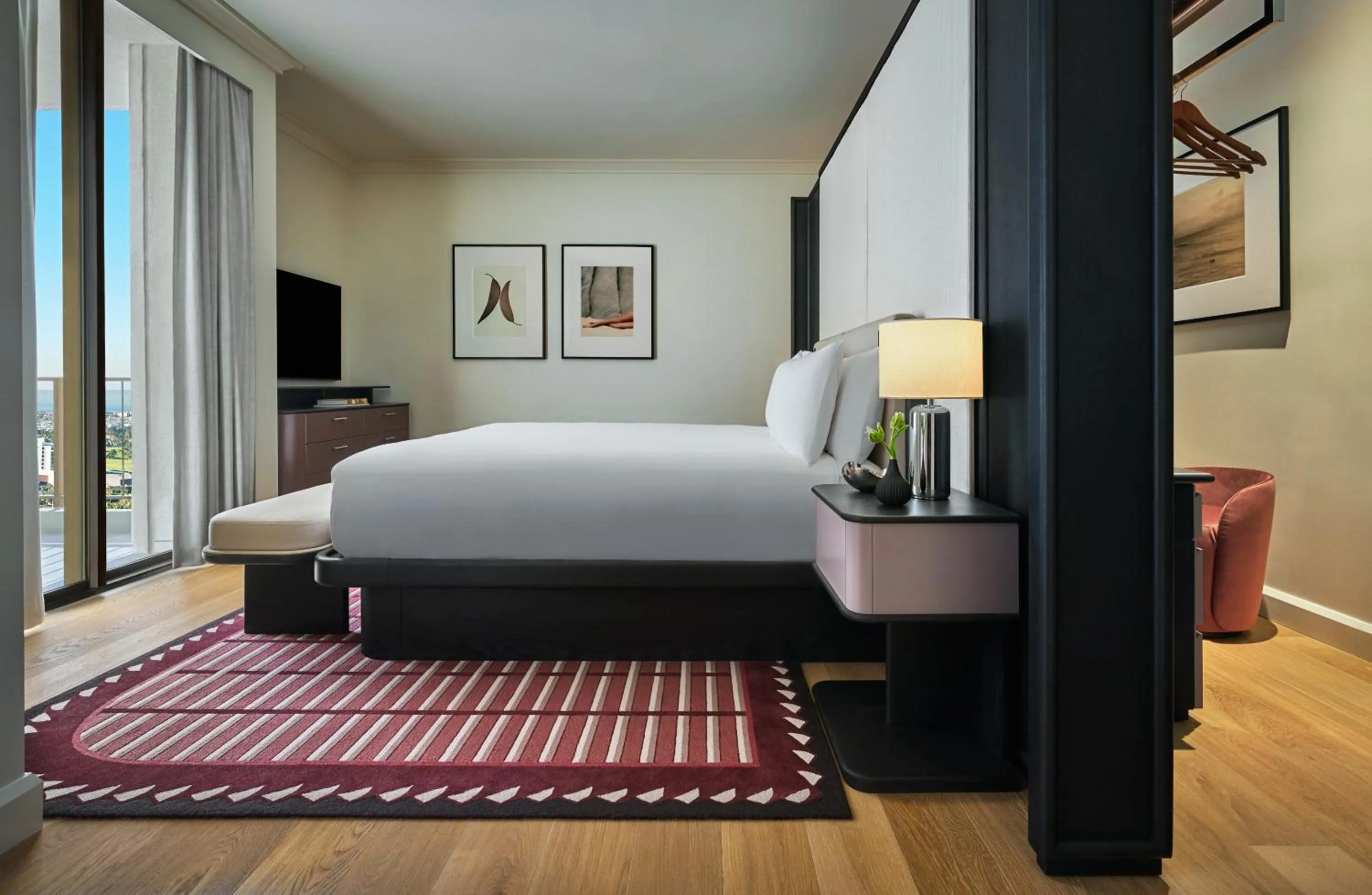 Bedroom, Bed in Pendry Newport Beach