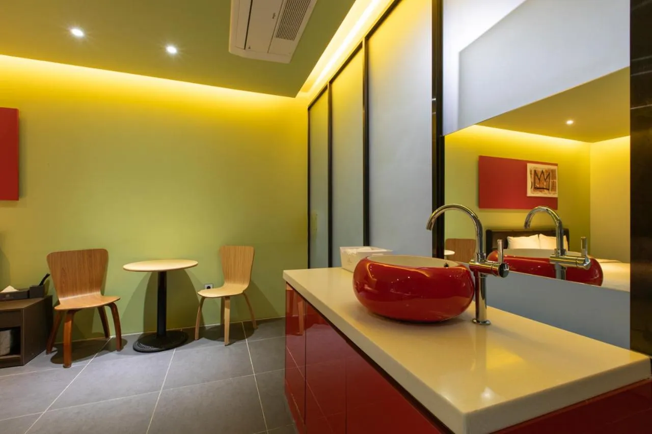 Seating area in Incheon Pentastar Hotel