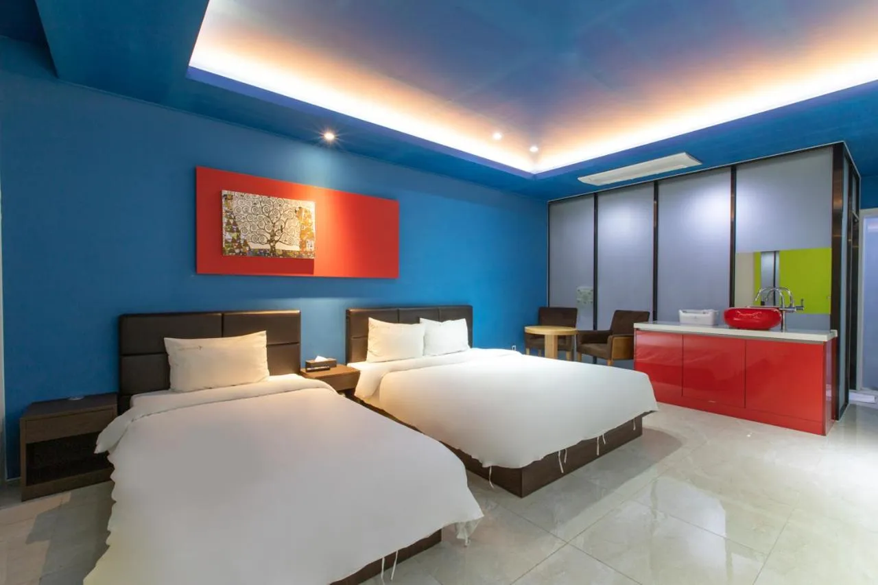 Bed in Incheon Pentastar Hotel