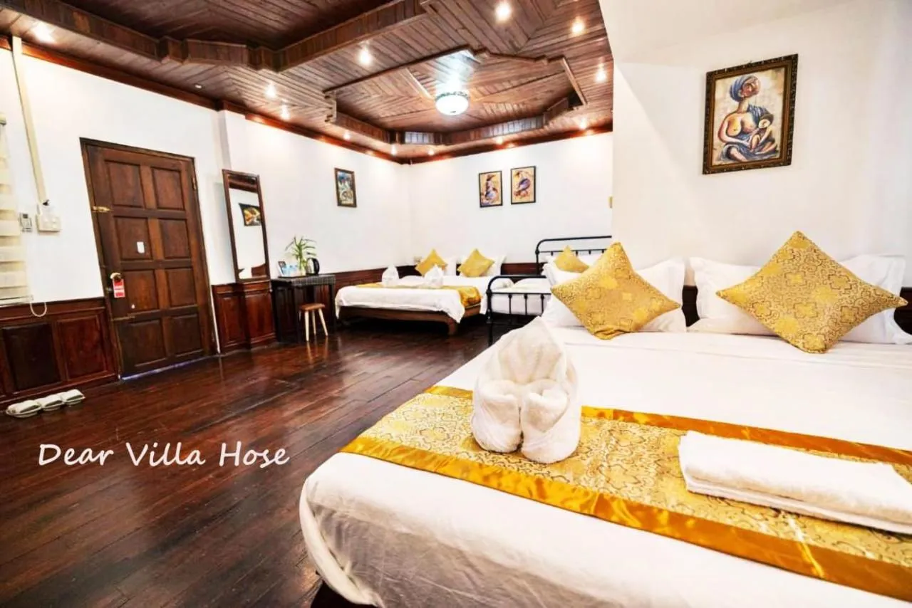 Bed in Dear Villa House