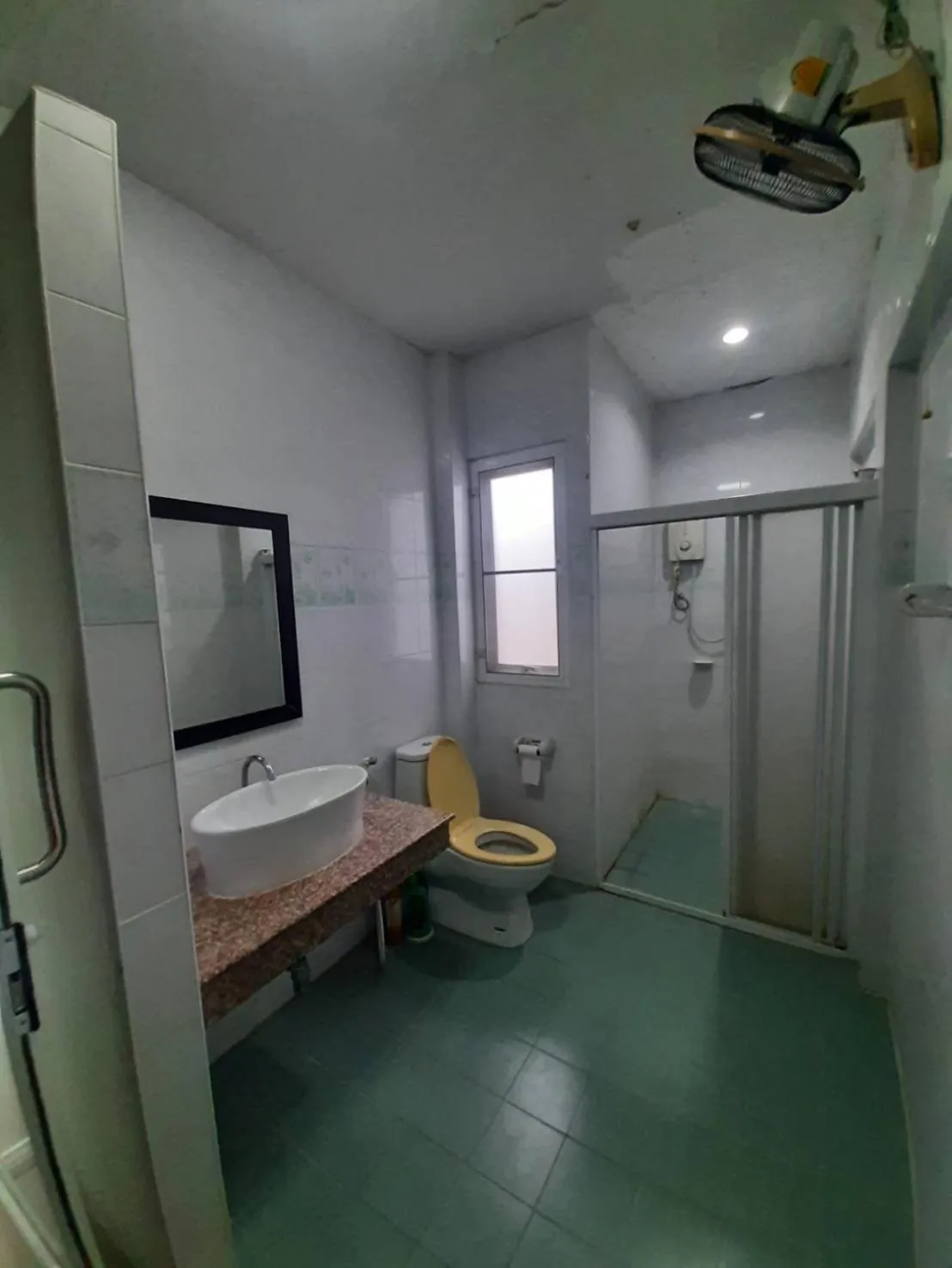 Bathroom in สถานตากอากาศบางปู สมุทปราการ Bang Pu Recreation Center Samut Prakan
