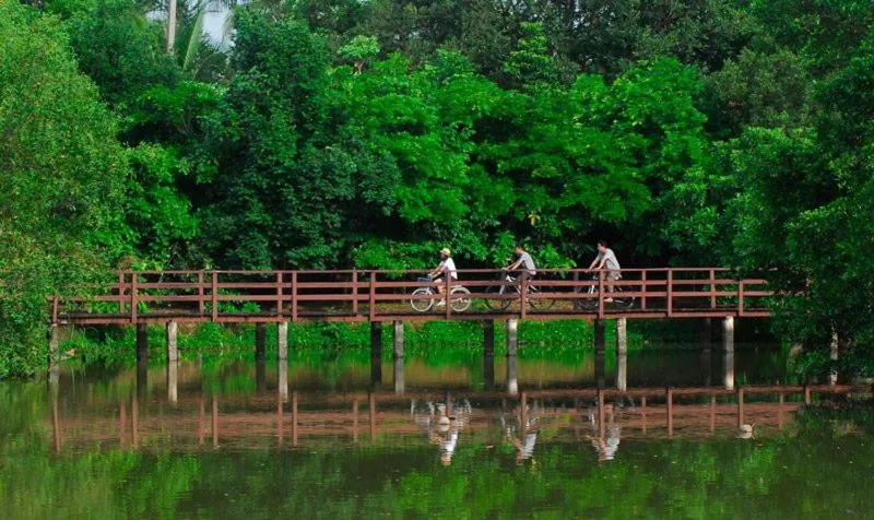 Nearby landmark in สถานตากอากาศบางปู สมุทปราการ Bang Pu Recreation Center Samut Prakan