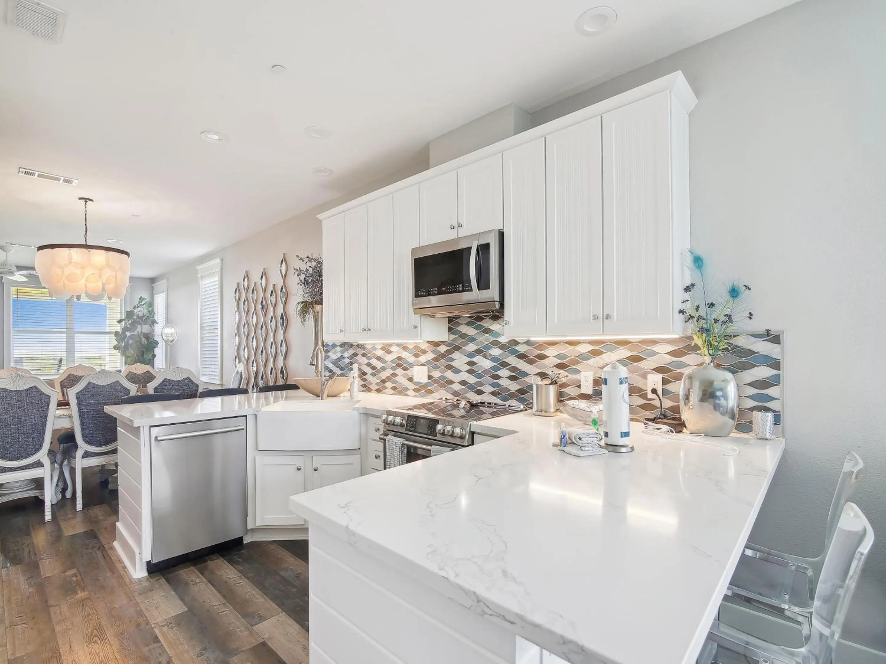 Property building in Pointe West 101 - Sunset Sands