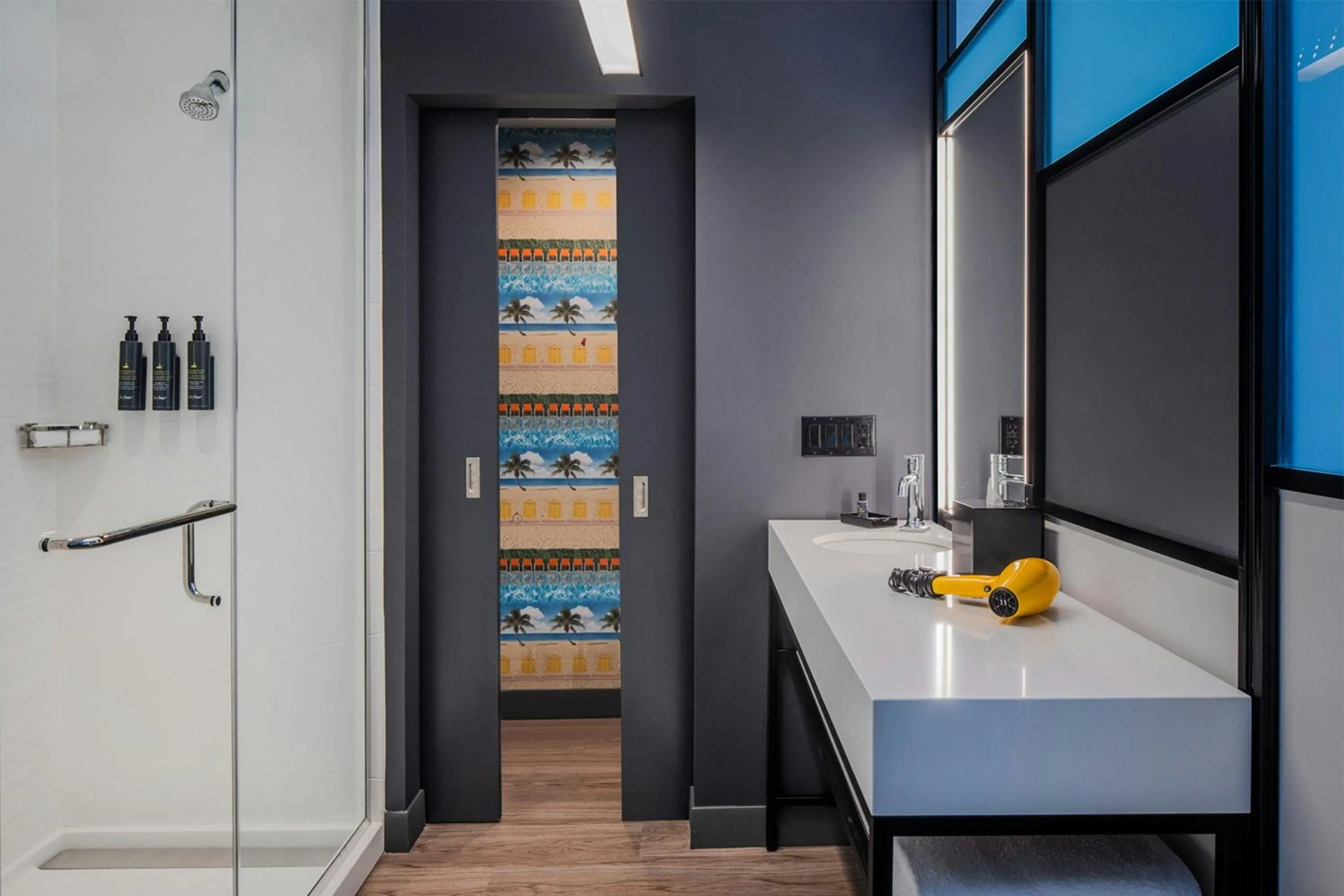 Bathroom in Aloft Fort Lauderdale Airport & Cruise Port