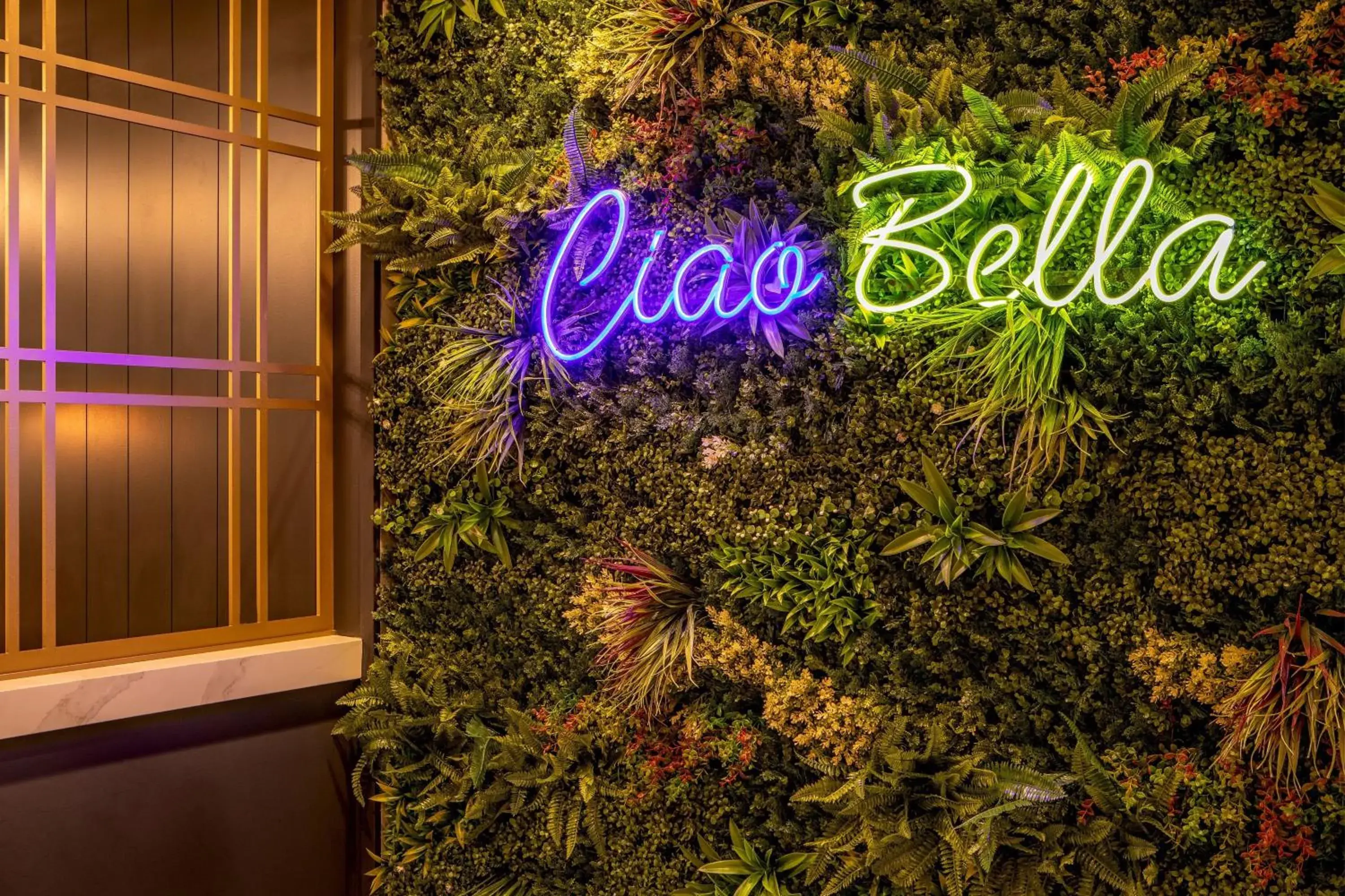 Restaurant/places to eat in The Artisan at Tuscan Village, Salem, NH, a Tribute Portfolio Hotel Restaurant/places to eat in The Artisan at Tuscan Village, Salem, NH, a Tribute Portfolio Hotel