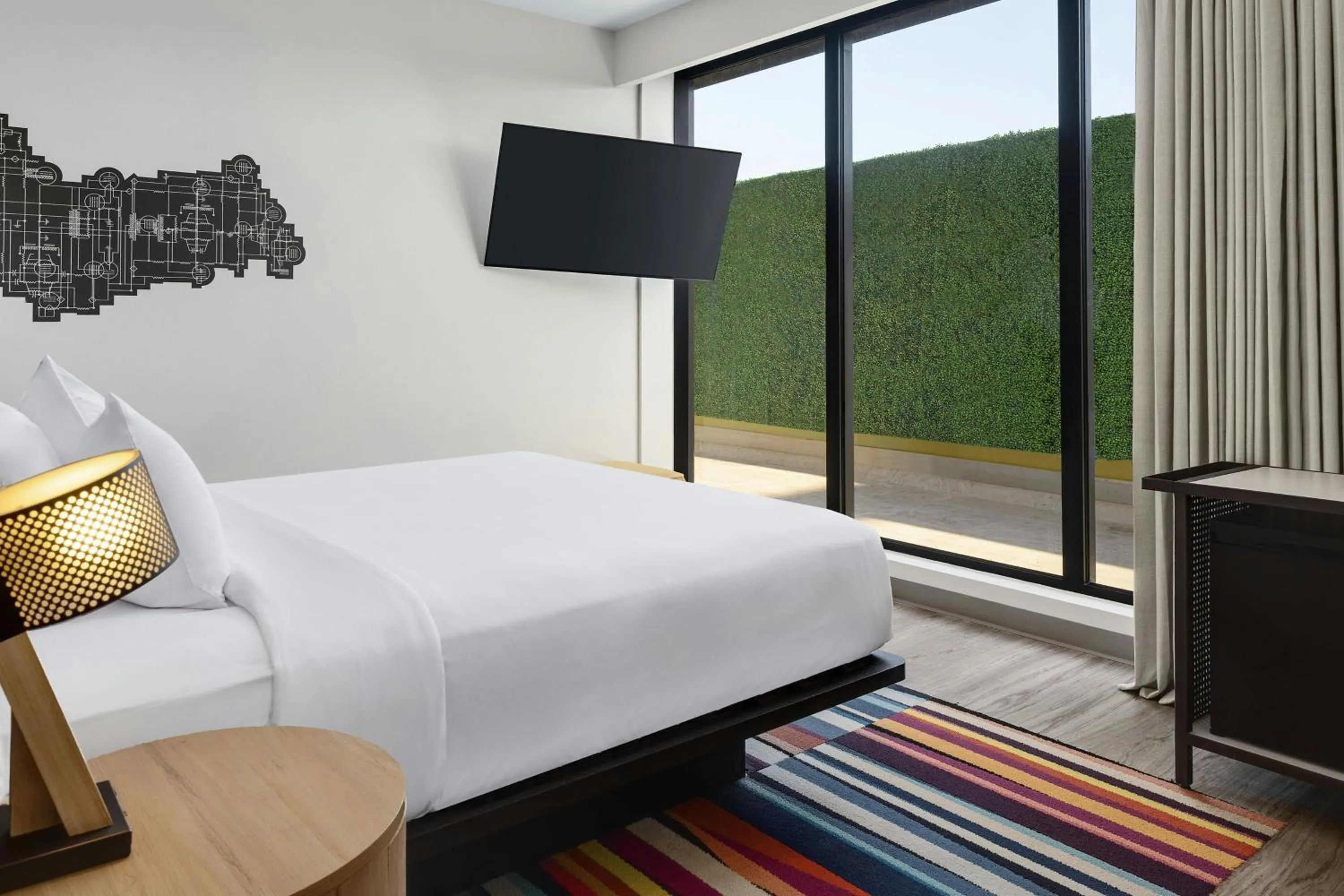 Photo of the whole room, Bed in Aloft Santo Domingo Piantini
