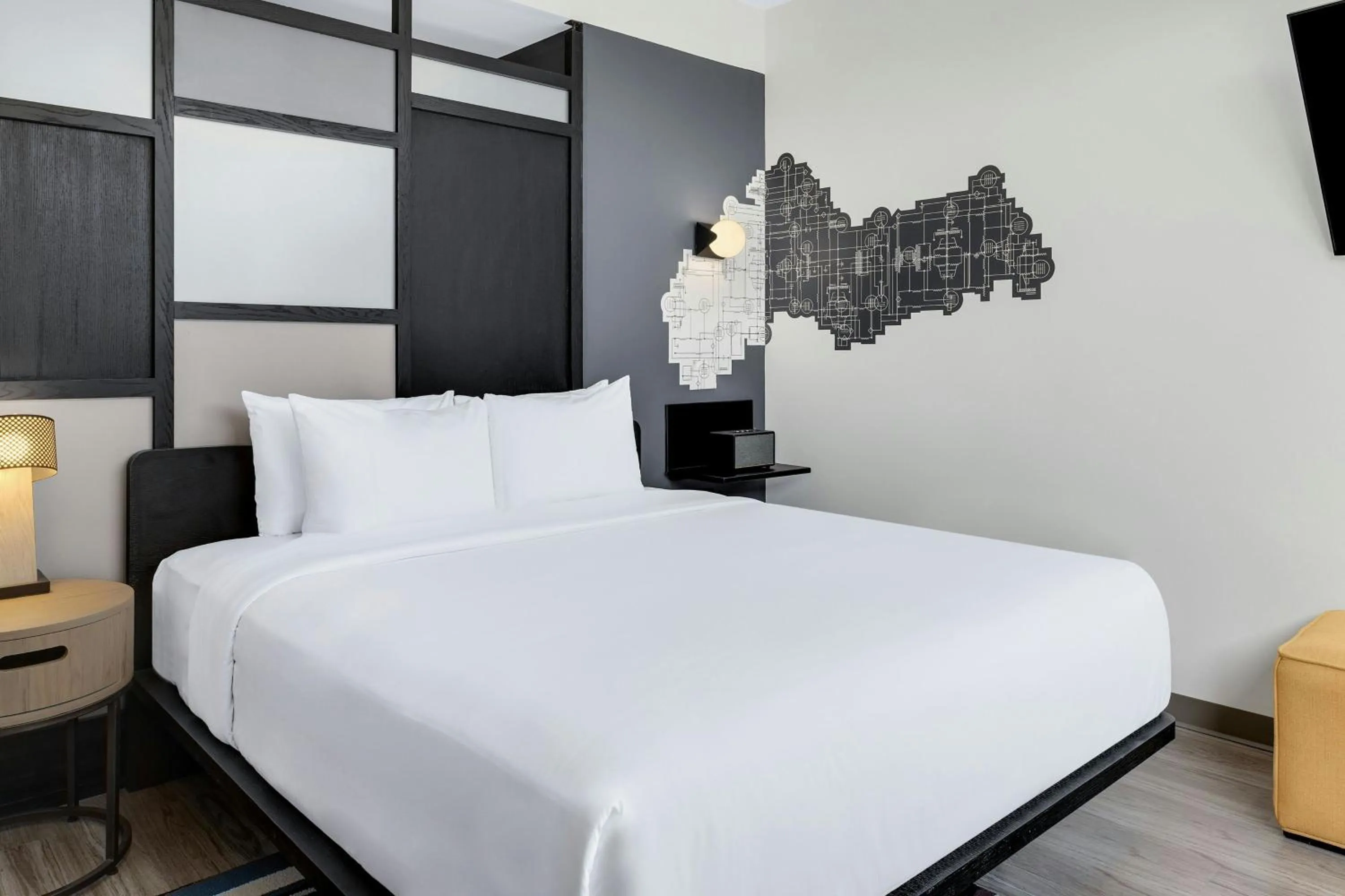 Photo of the whole room, Bed in Aloft Santo Domingo Piantini