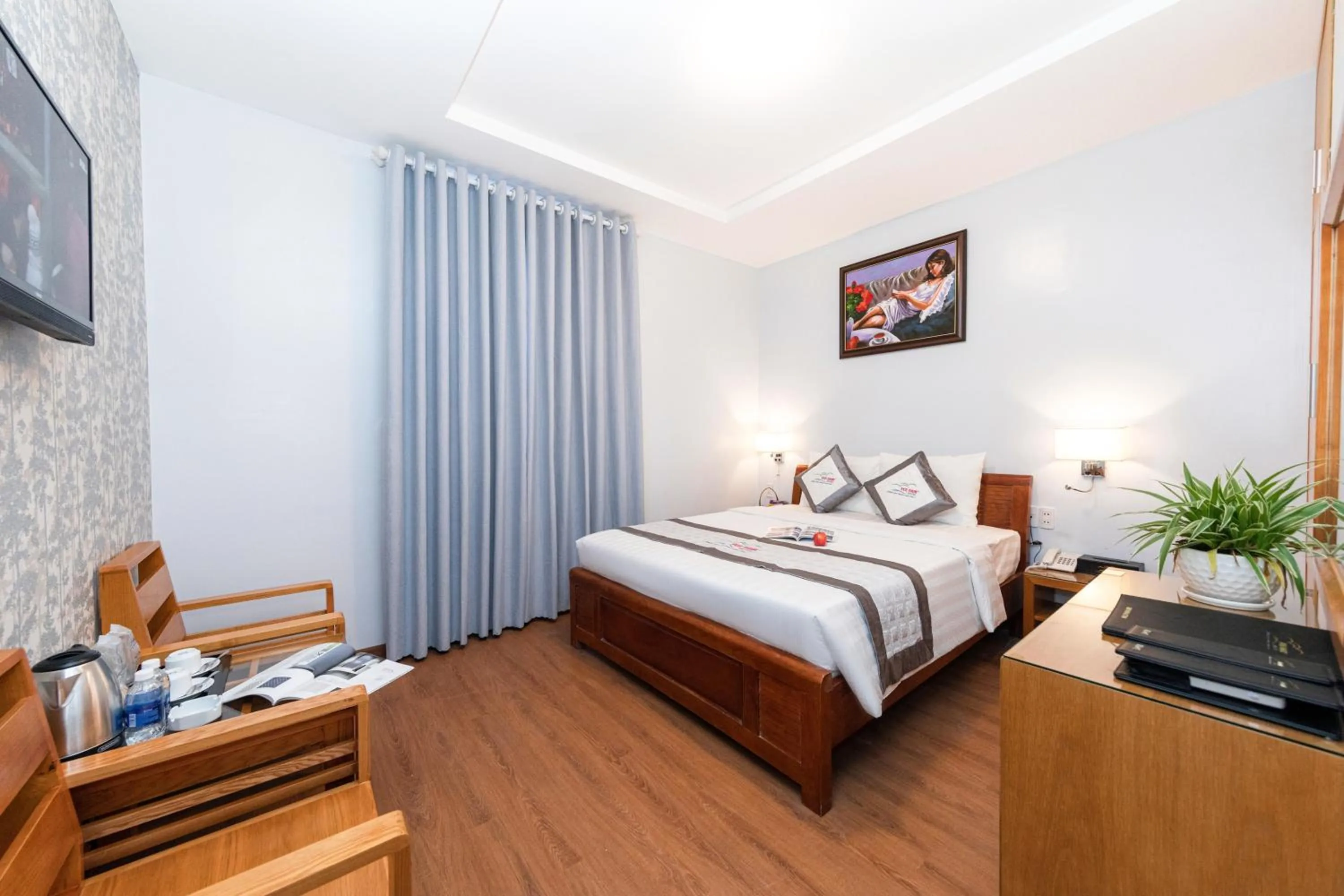 Bed in Yen Nam Hotel Hoang Van Thu