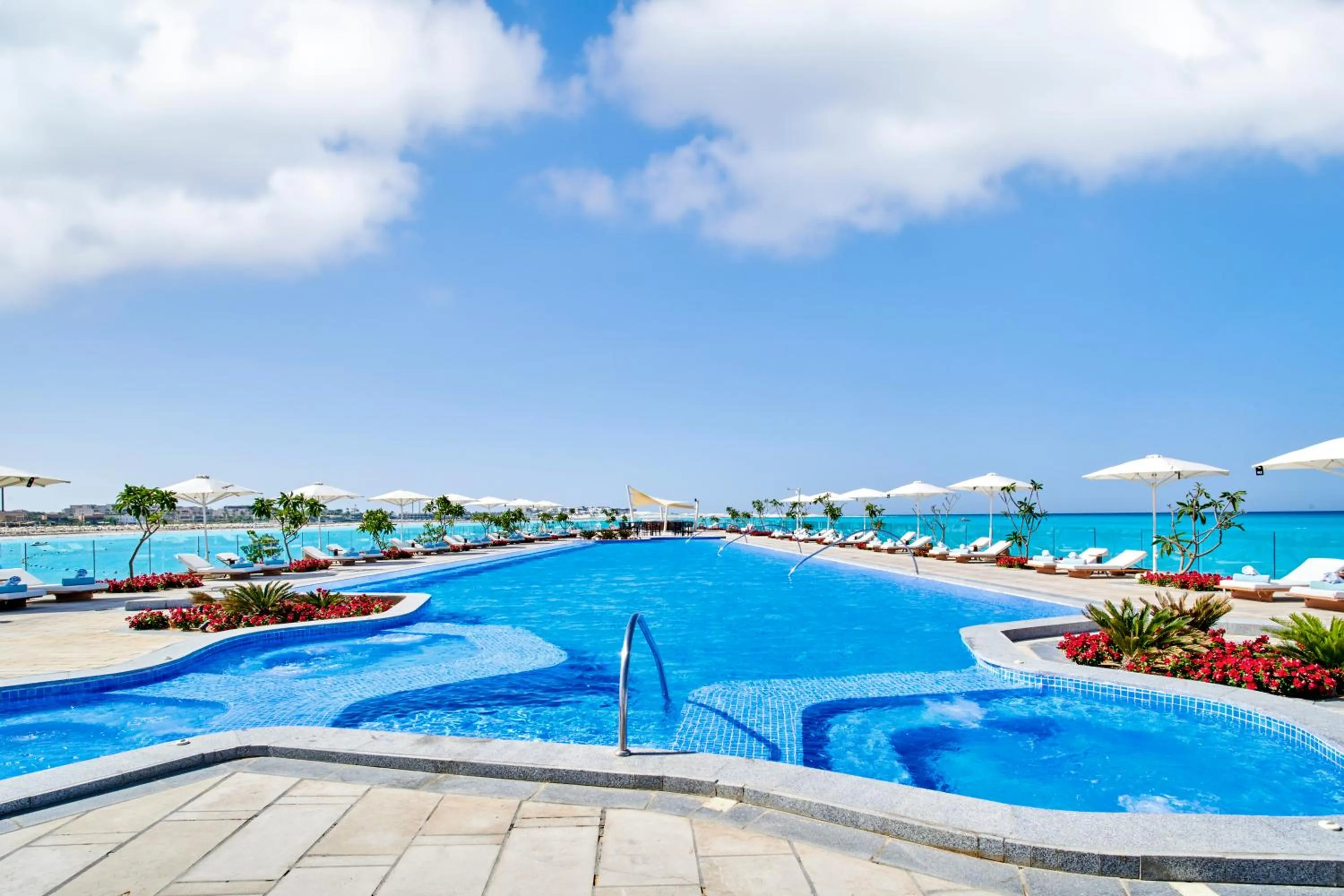 Swimming pool in Address Beach Resort Marassi