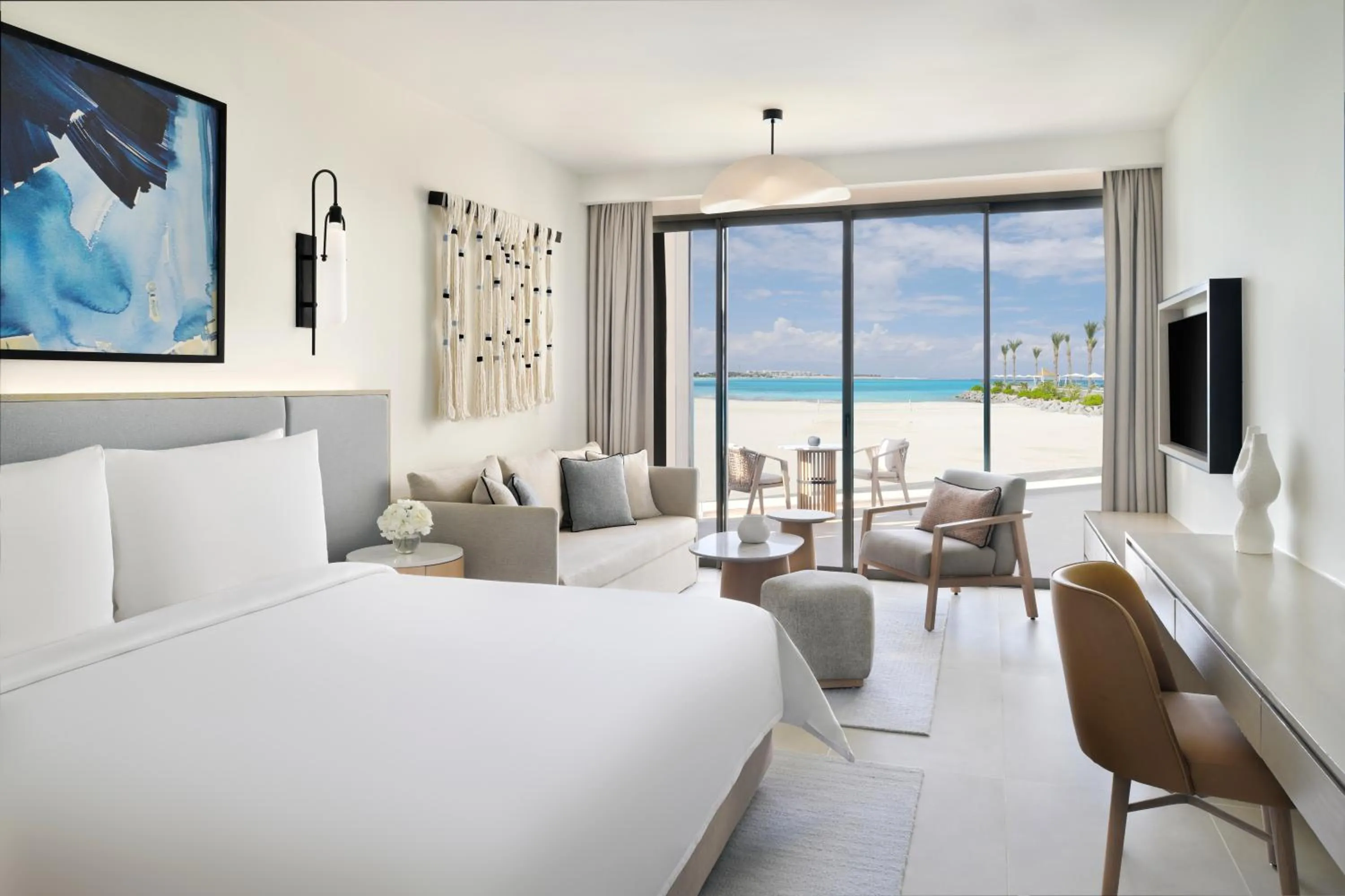 Bedroom, Bed in Address Beach Resort Marassi