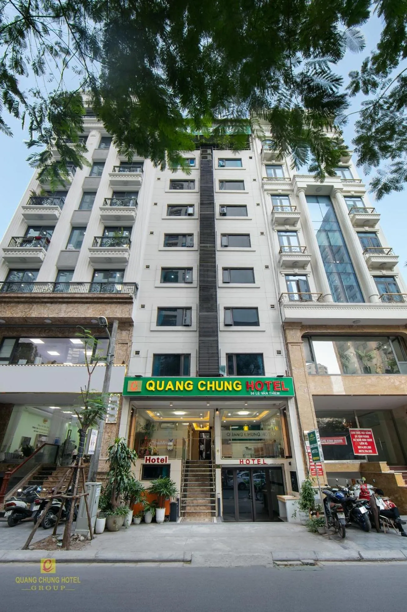Property building in Quang Chung Hotel Le Van Thiem