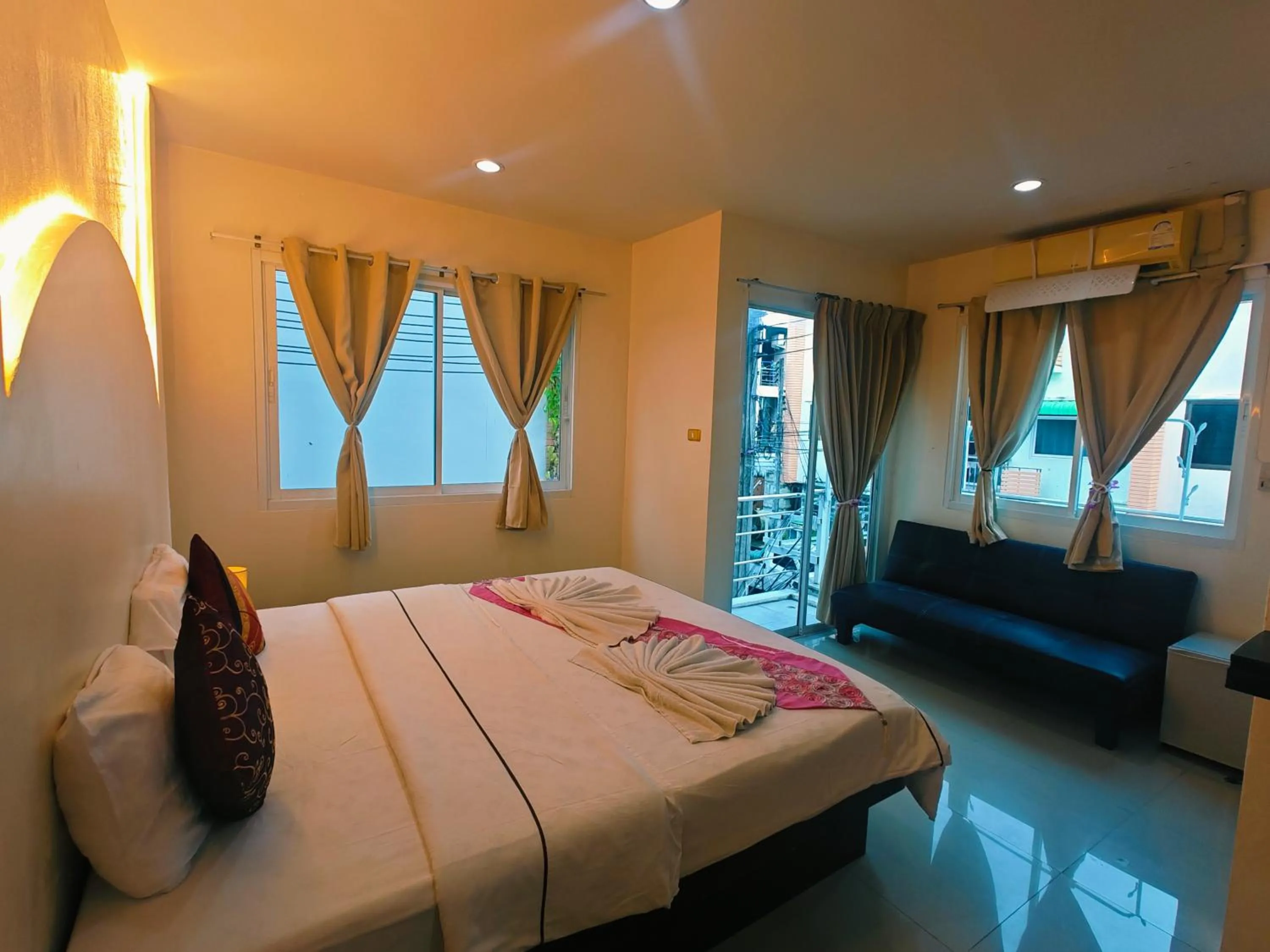 Bed in Abby's House Hotel