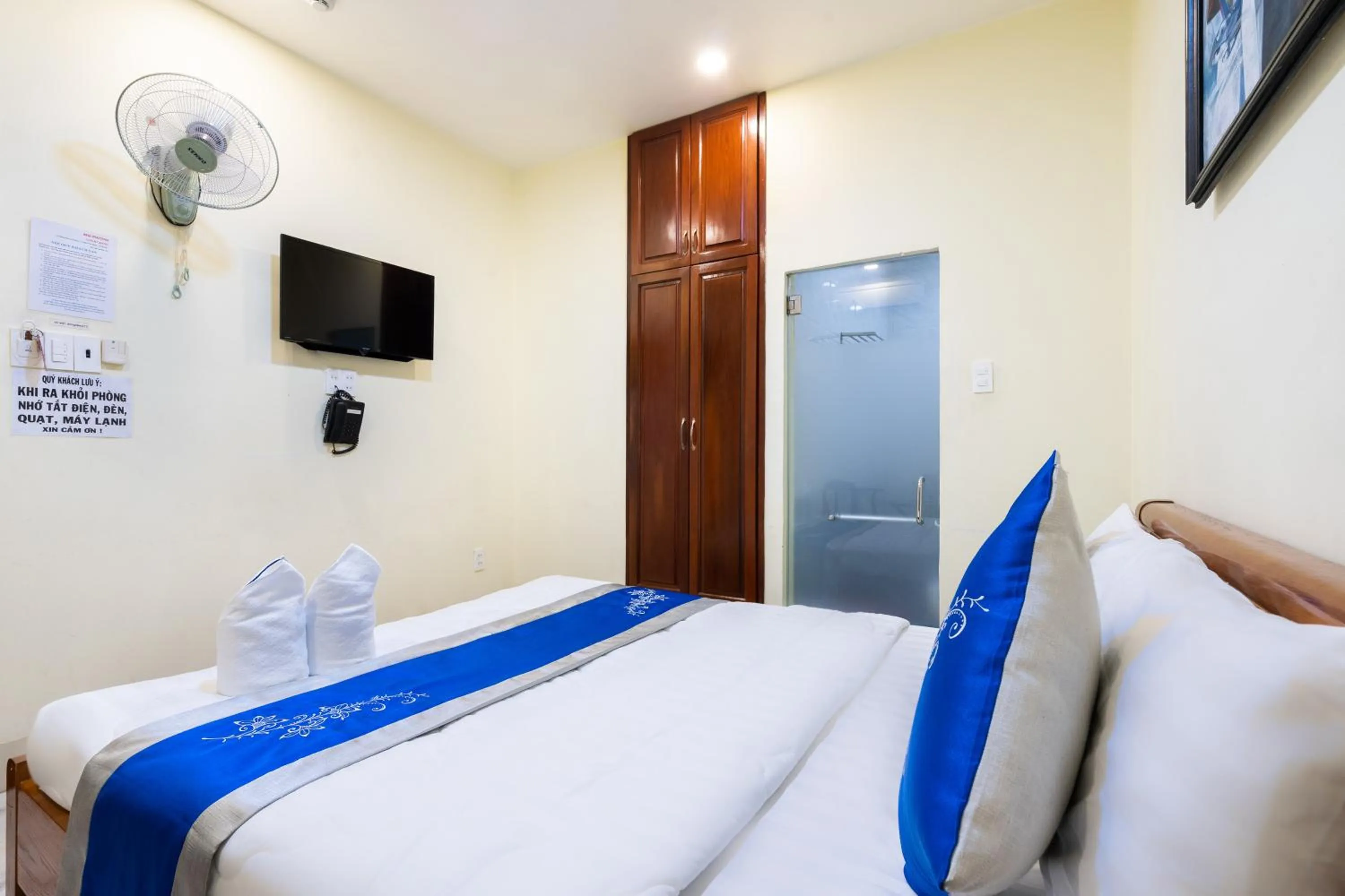 Bed in Mai Phương - RUBY SAIGON HOTEL