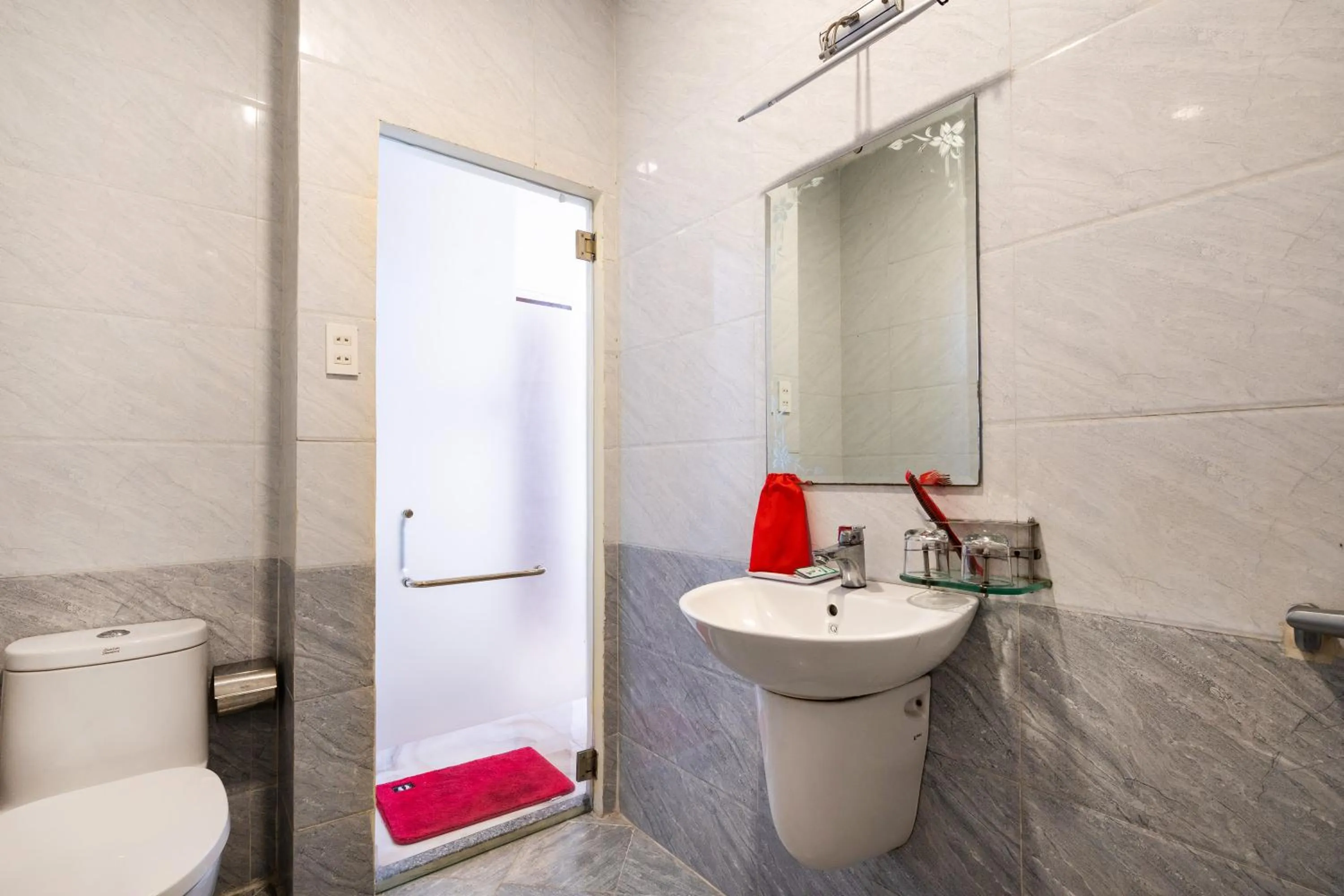 Mai Phương - RUBY SAIGON HOTEL