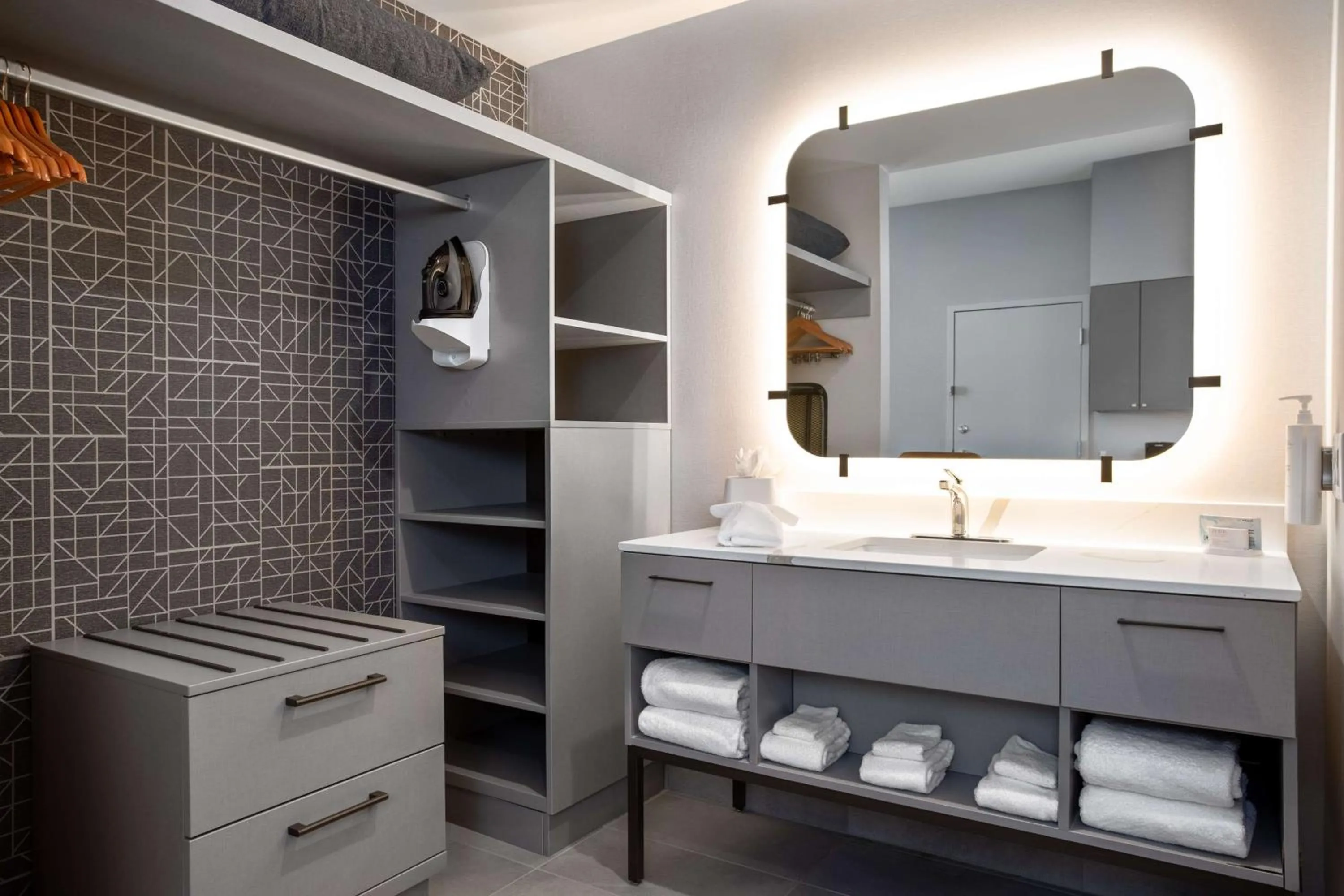 Bathroom in Homewood Suites By Hilton Missoula