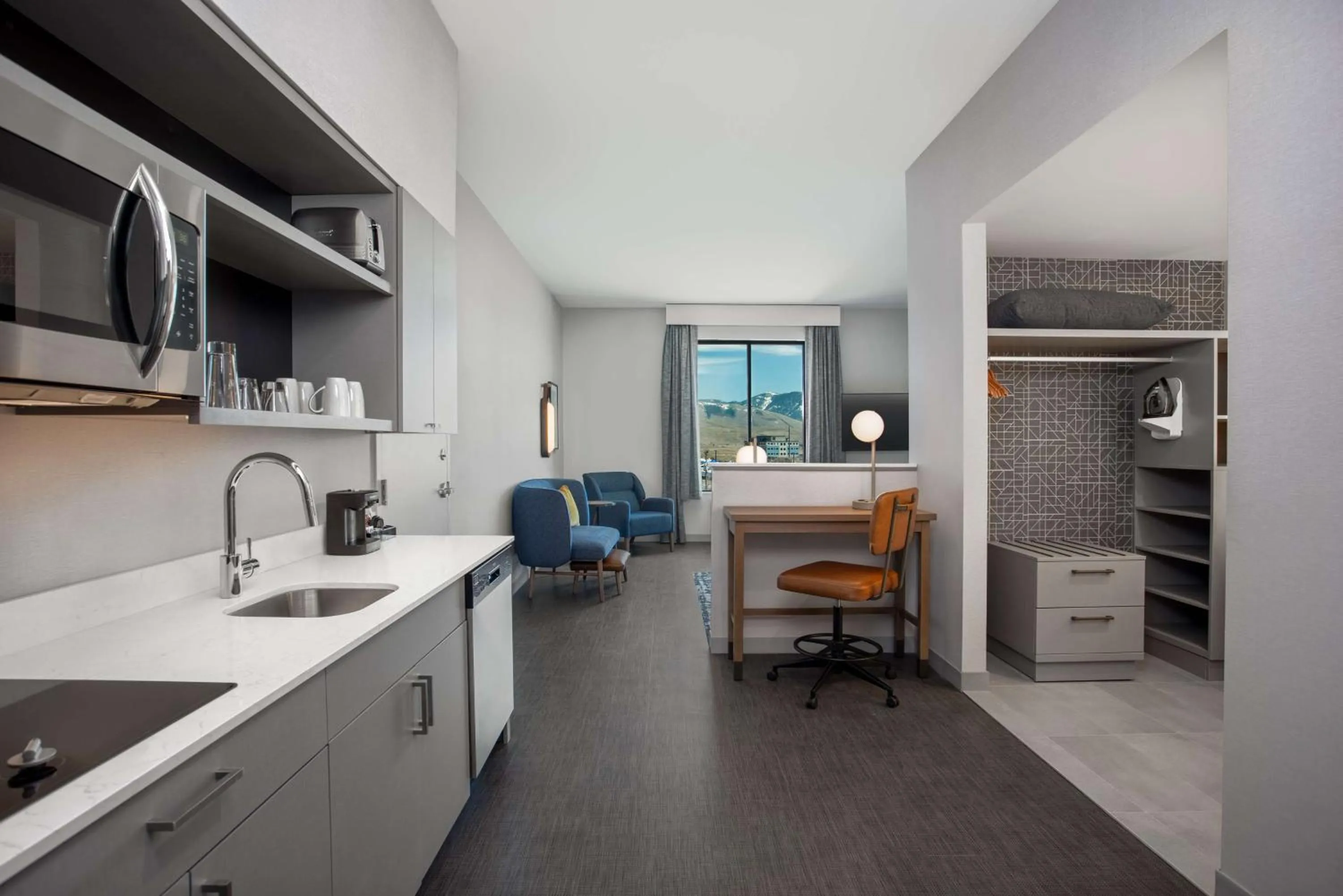 Kitchen or kitchenette in Homewood Suites By Hilton Missoula