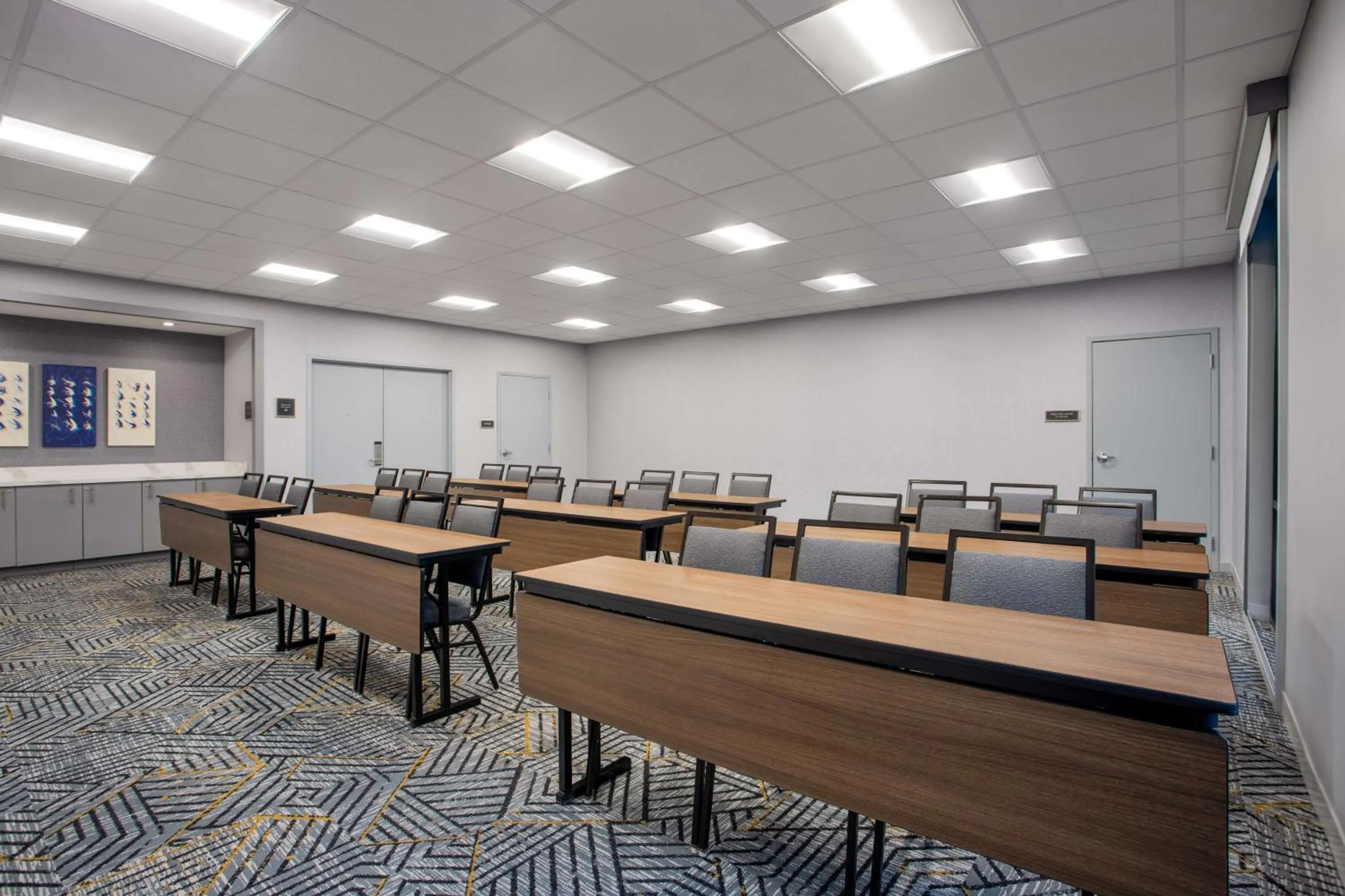 Meeting/conference room in Homewood Suites By Hilton Missoula