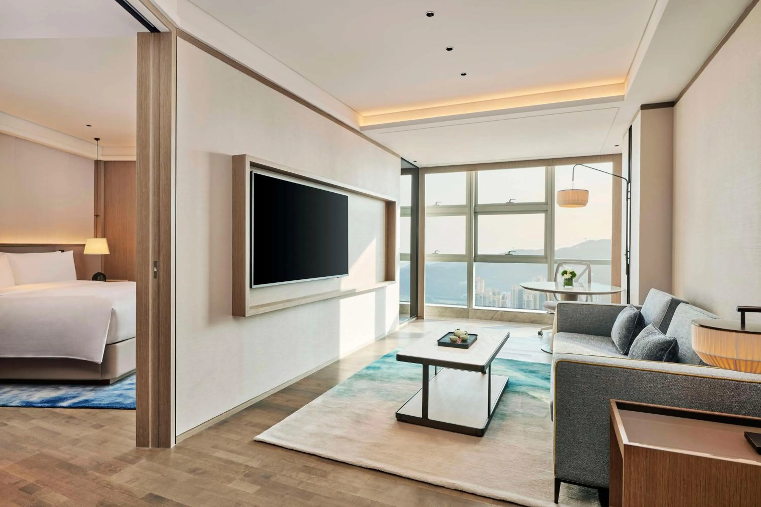 Living room, Bed in DoubleTree by Hilton Zhuhai Hengqin