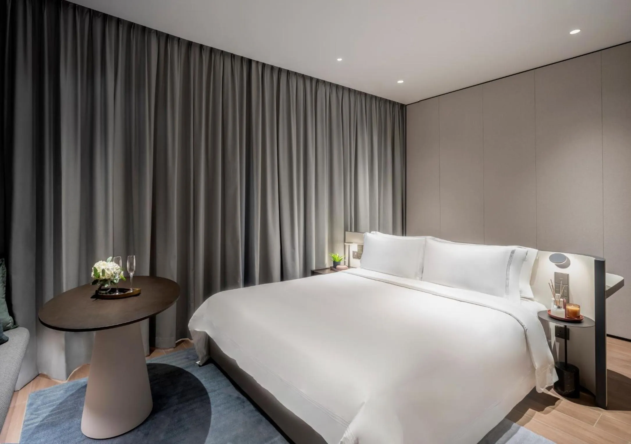 Bed in Fraser Residence River Promenade, Singapore