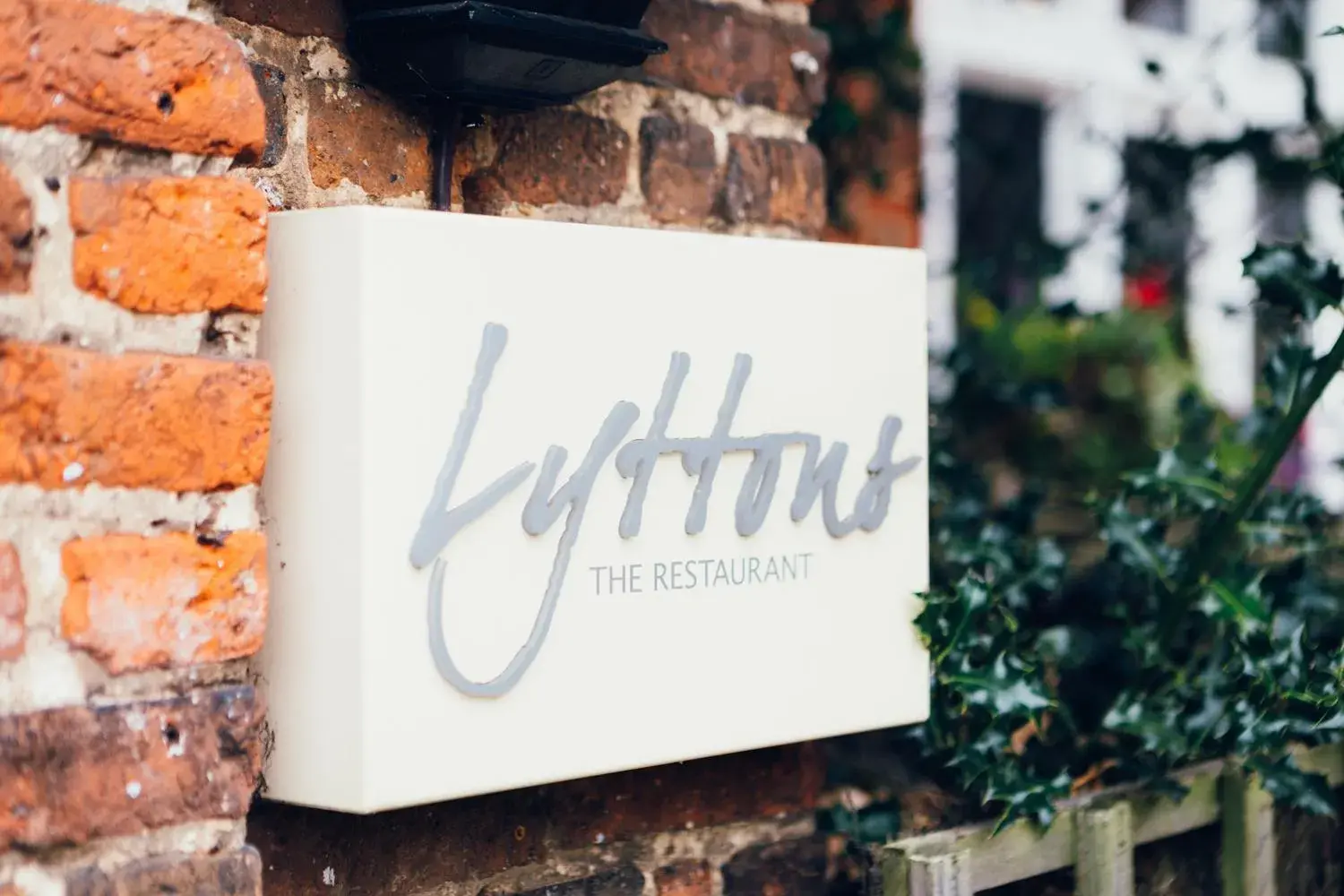 Restaurant/places to eat in voco Letchworth Hall by IHG Restaurant/places to eat in voco Letchworth Hall by IHG