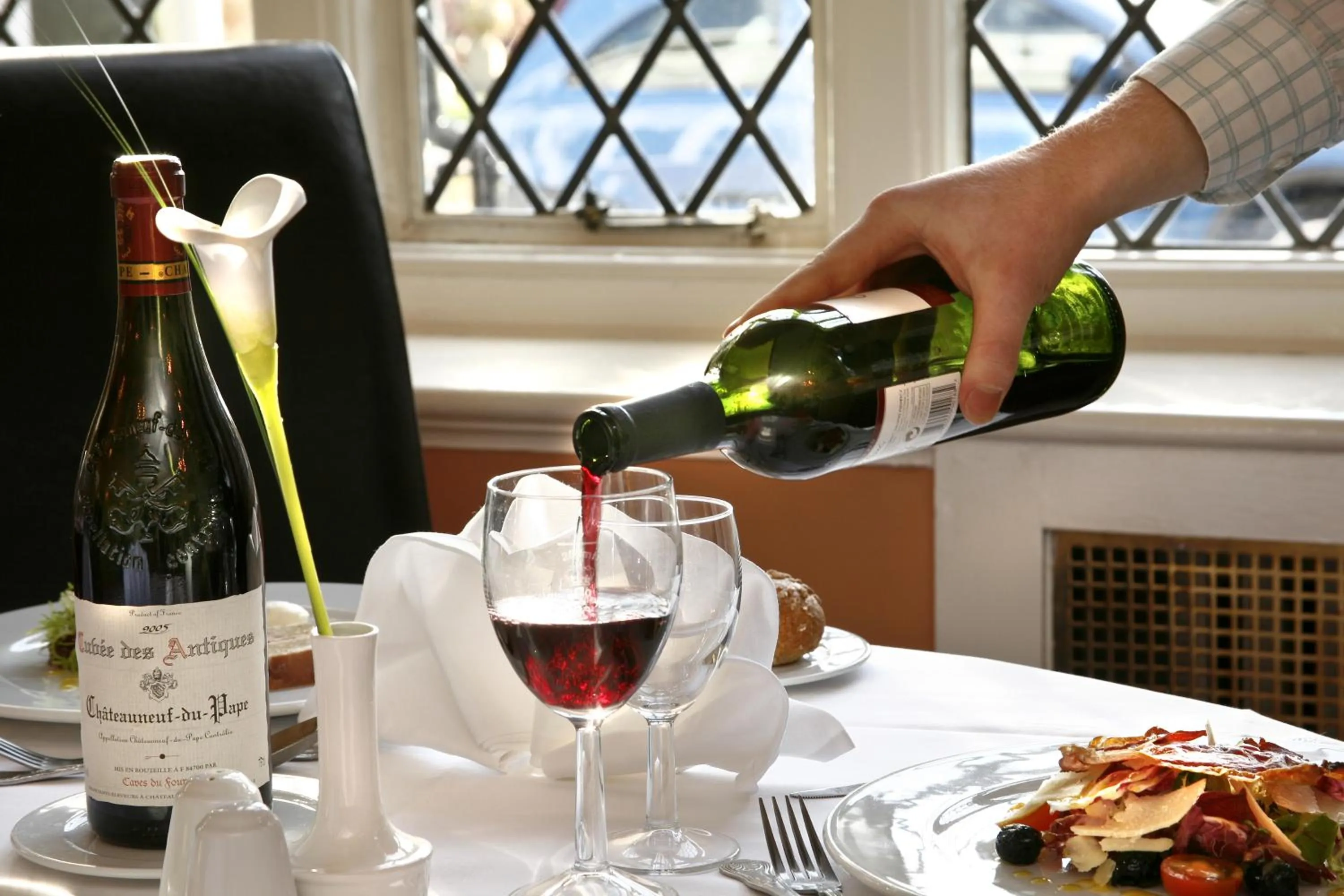 Alcoholic drinks in voco Letchworth Hall by IHG