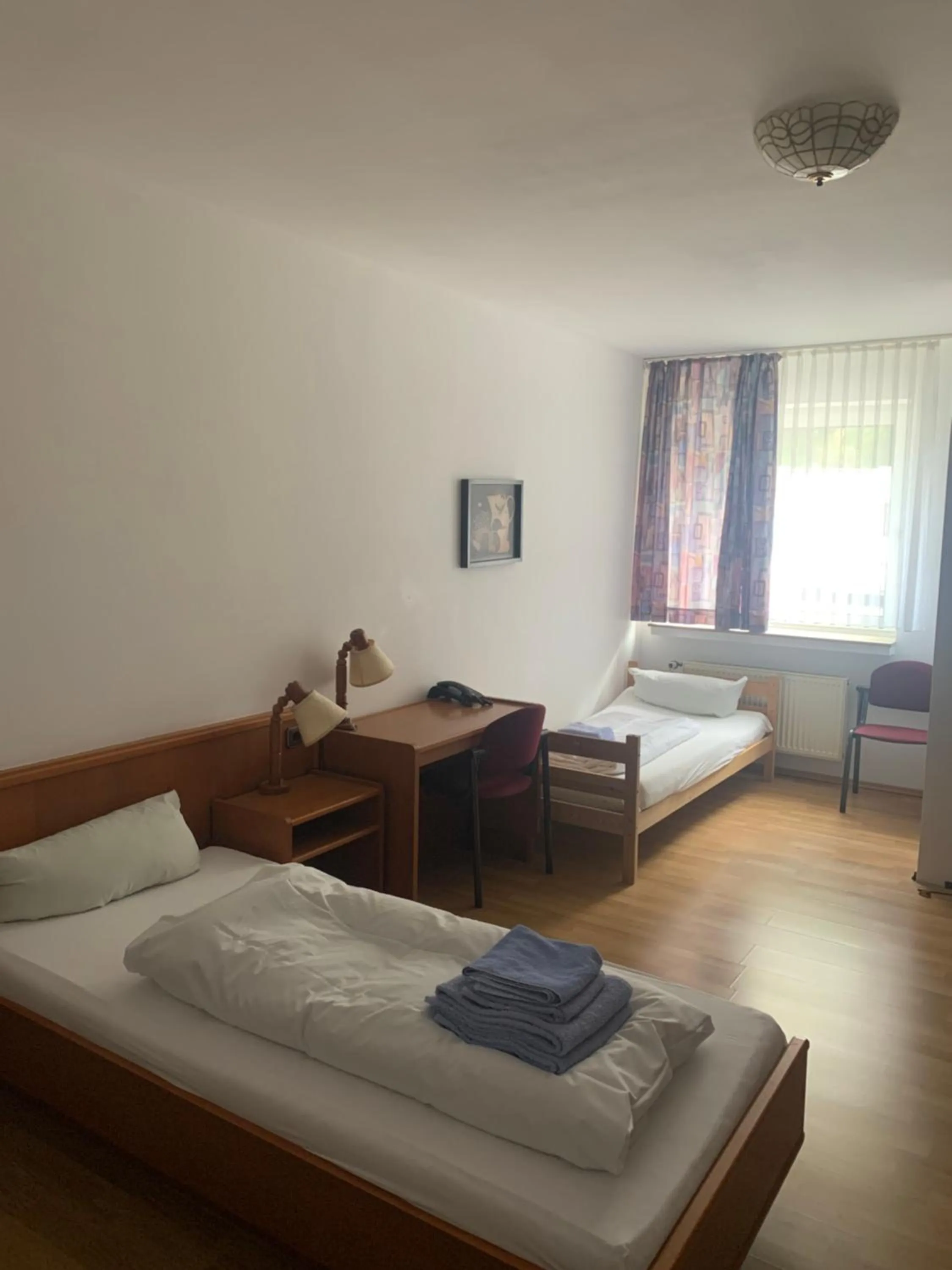 Photo of the whole room in Hotel am Stimbergpark