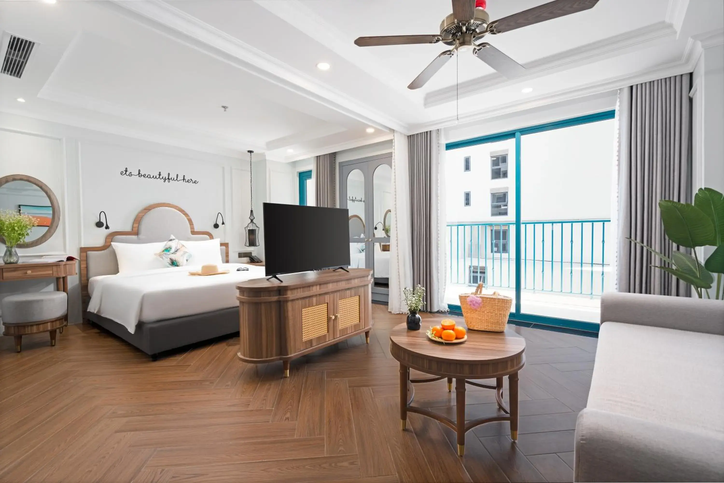 Bed in Pavillon Boutique Hotel & Apartment Nha Trang Bed in Pavillon Boutique Hotel & Apartment Nha Trang