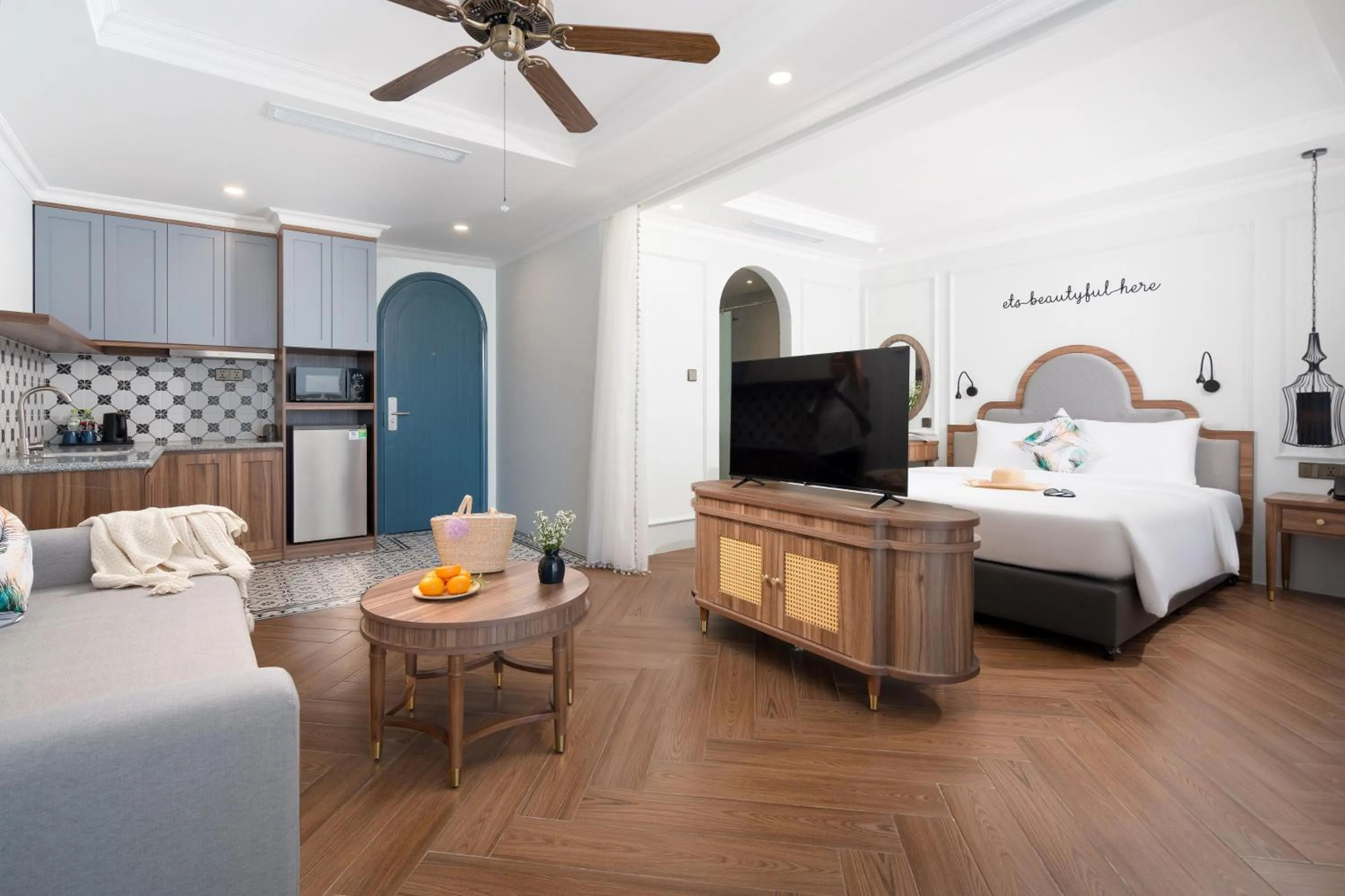 Bed in Pavillon Boutique Hotel & Apartment Nha Trang