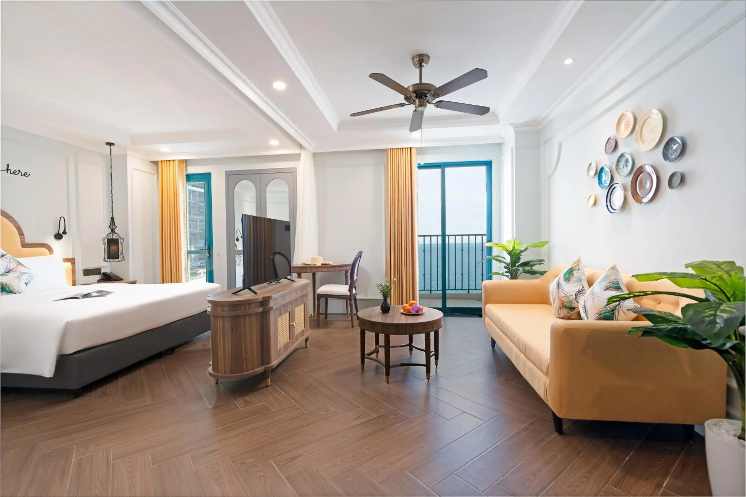 Bed in Pavillon Boutique Hotel & Apartment Nha Trang Bed in Pavillon Boutique Hotel & Apartment Nha Trang