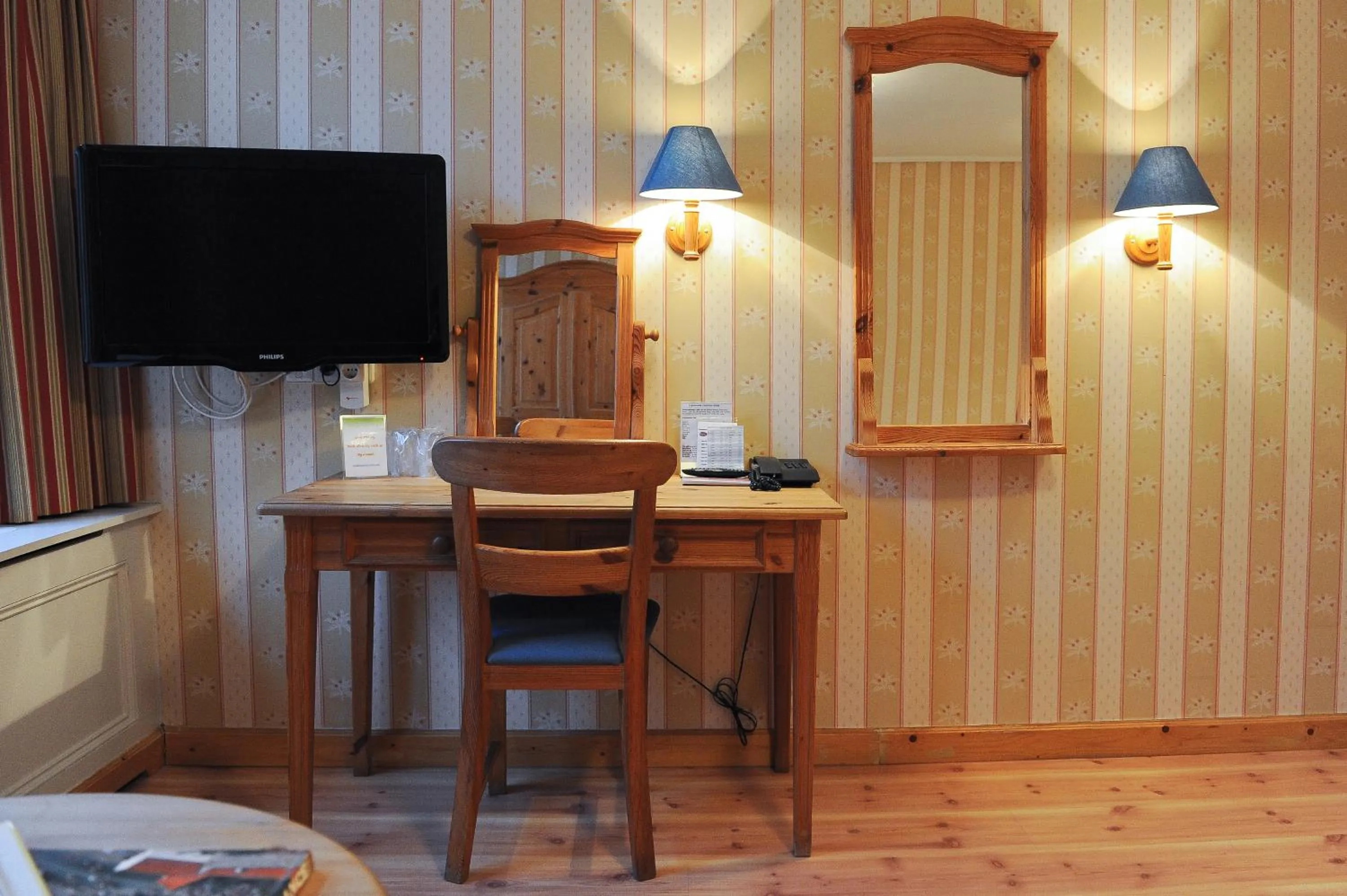 TV and multimedia in Imperial Hotel Amsterdam