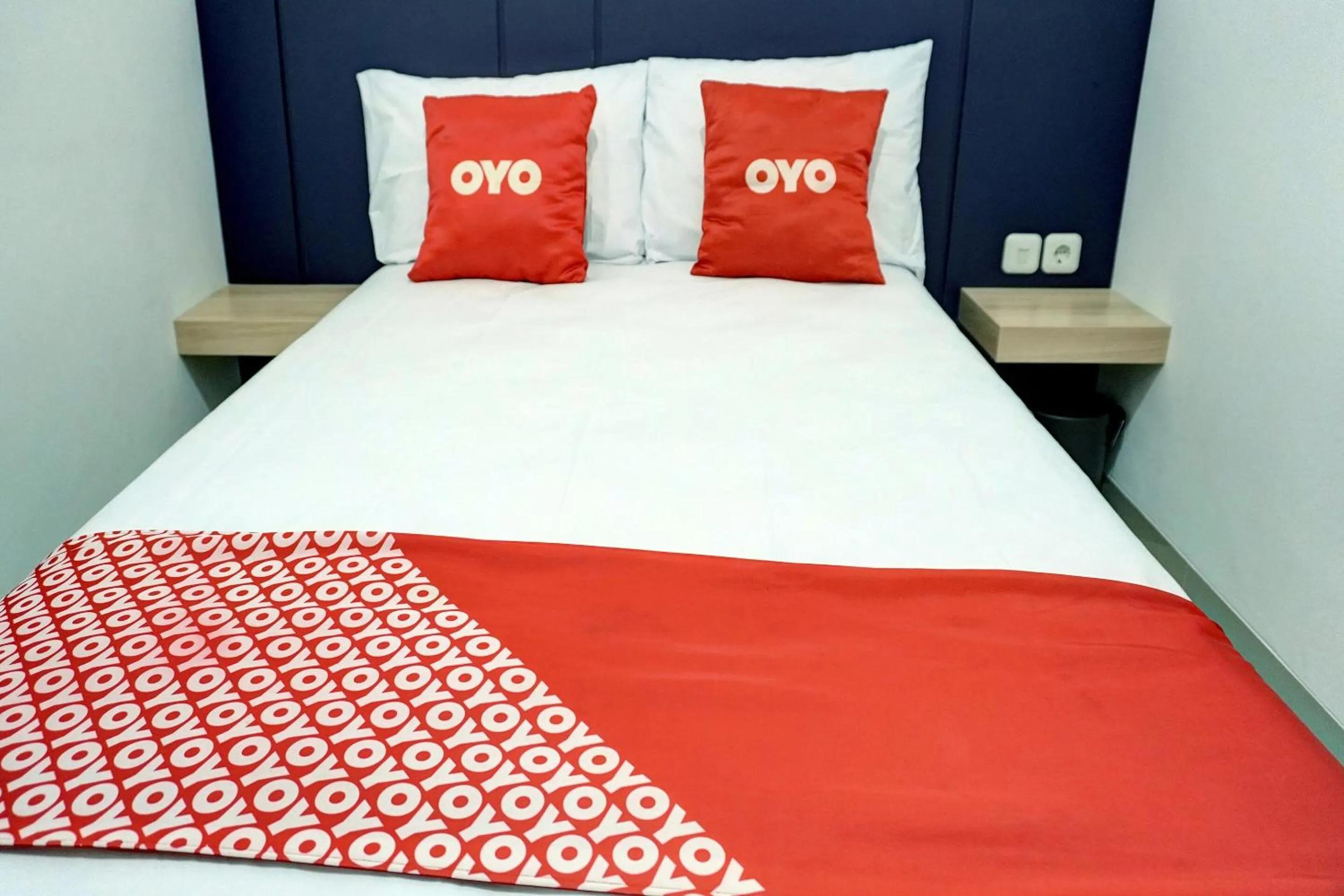 Bedroom in Capital O 92804 La Tansa Syariah Hotel