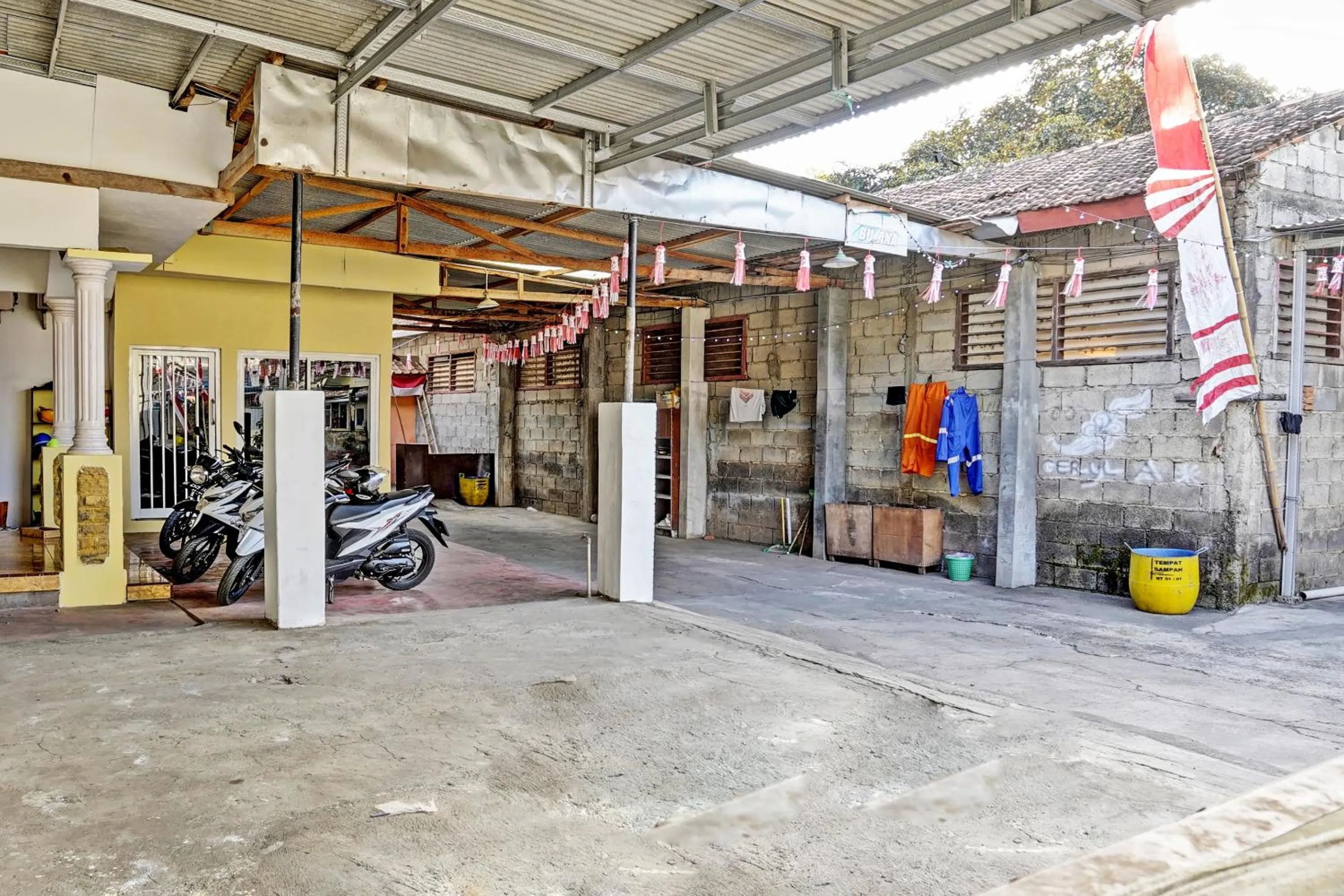 Lobby or reception in Hotel O Ana Homestay