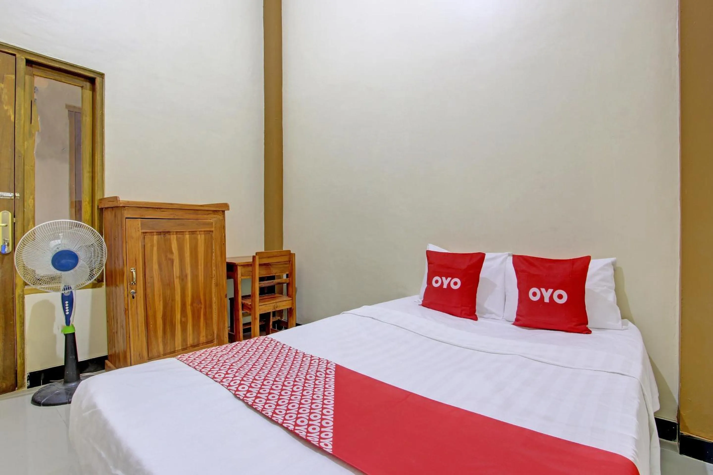 Bedroom in OYO Life 92812 Galih Kostel 2 Syariah