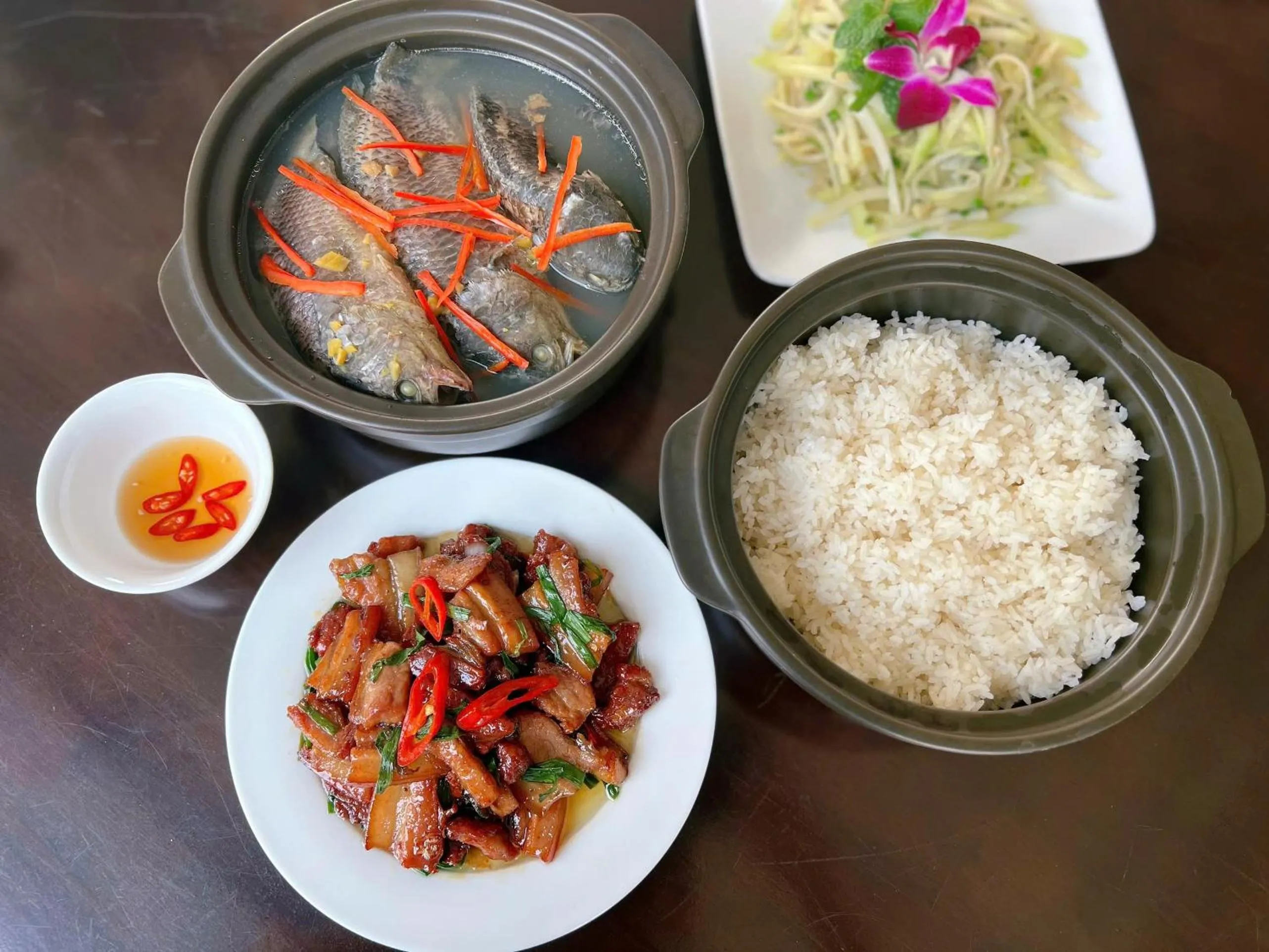 Food and drinks in Lagom Ninh Bình Homestay