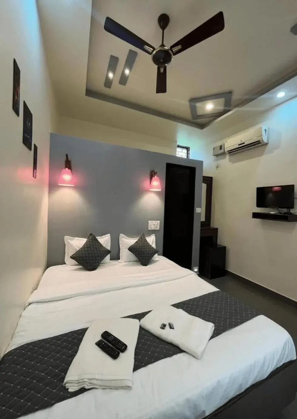 Vagator House, Vagator Vagator House, Vagator