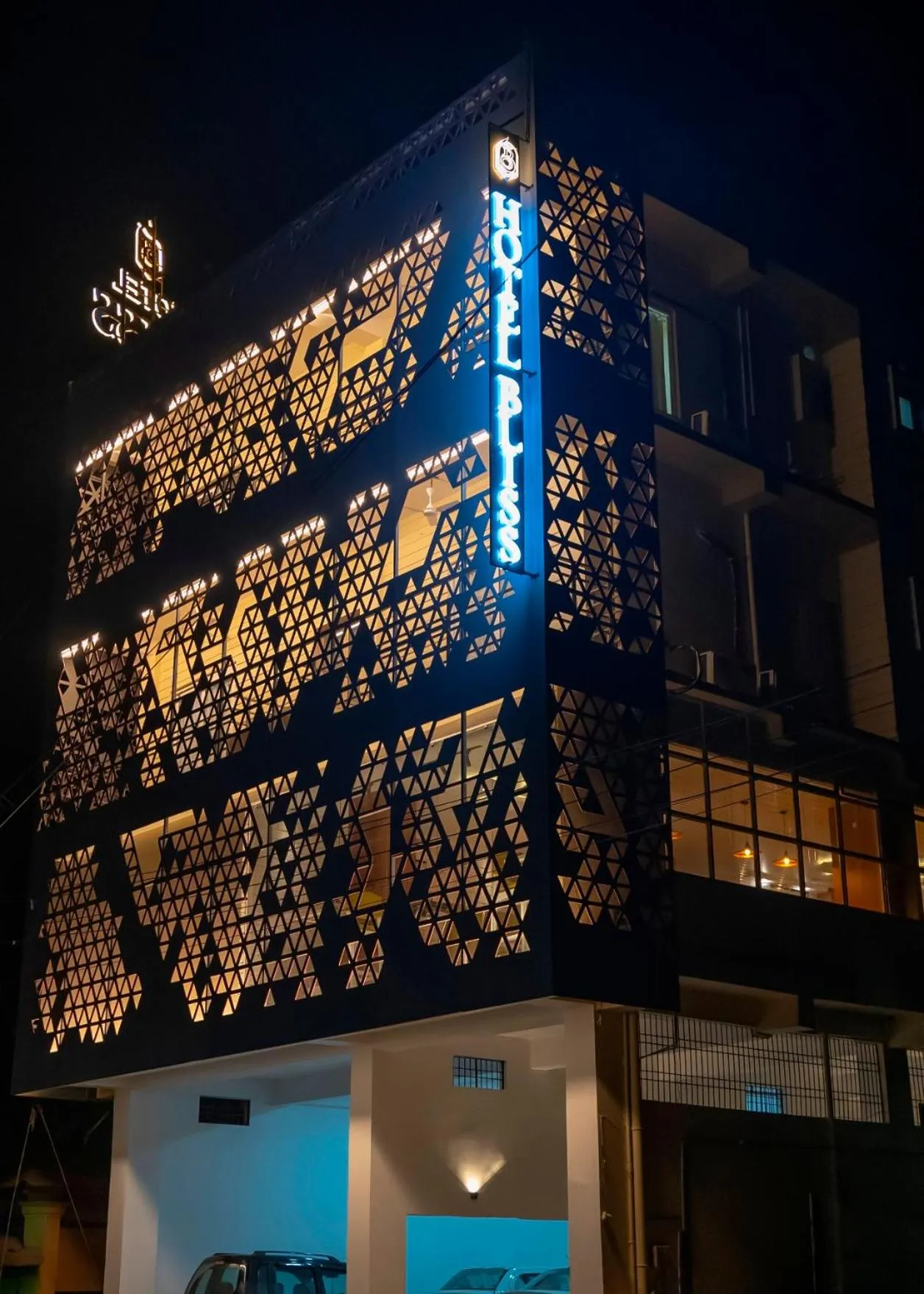 Facade/entrance in Hotel Bliss