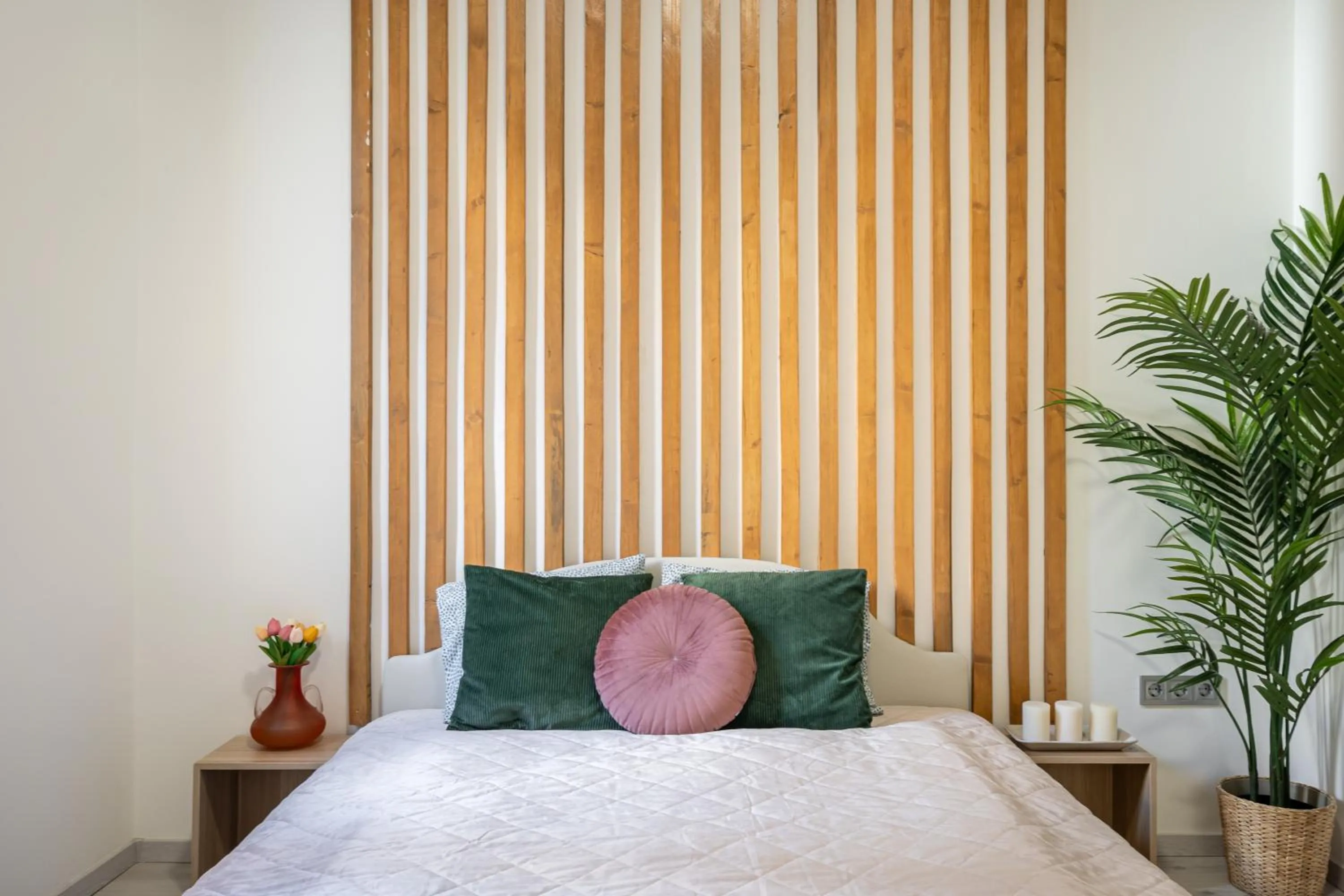 Bedroom, Bed in MyElegance Downtown Apartment Free Parking