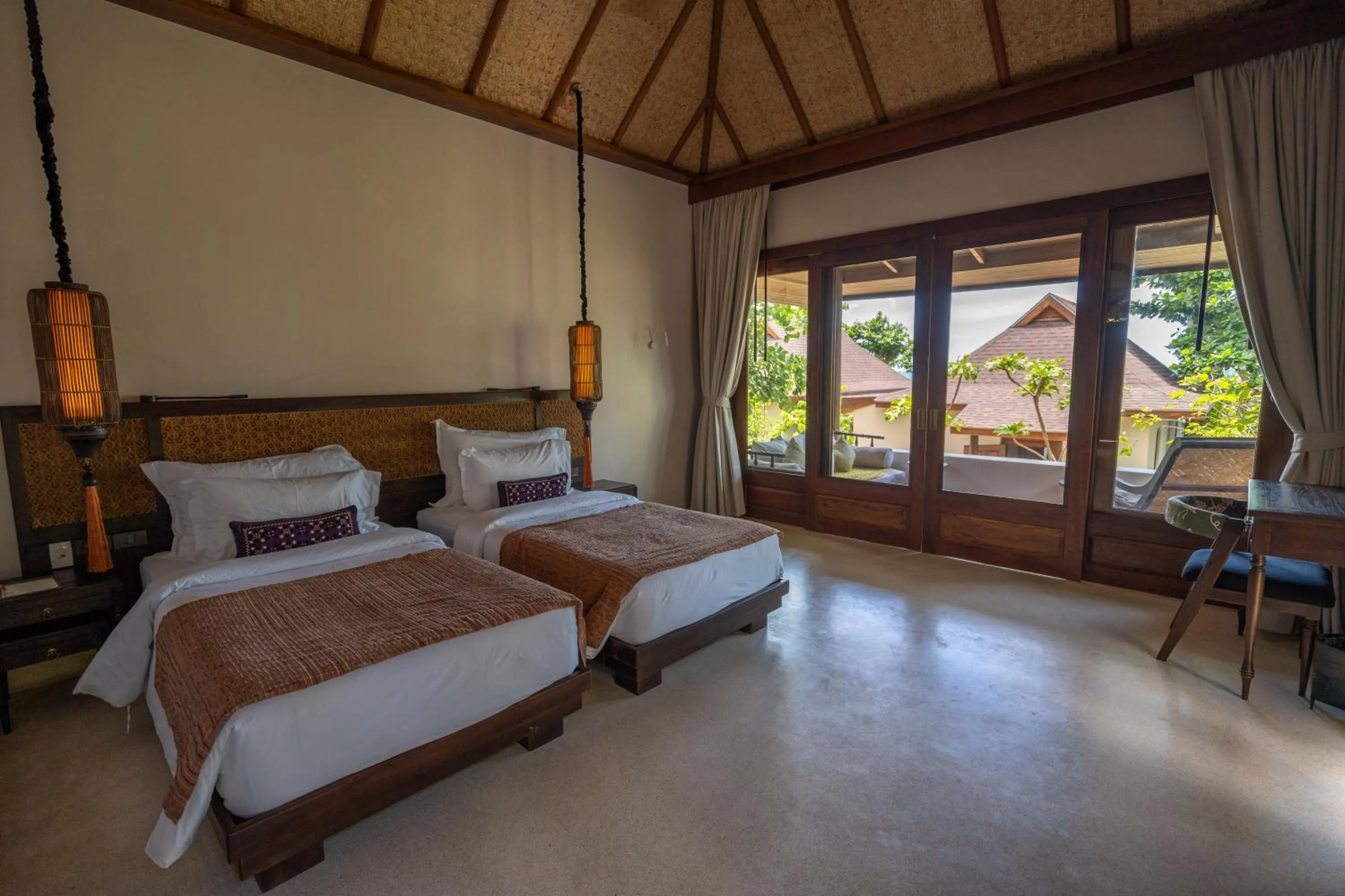 Bedroom, Bed in Samed Tamarind Beach Resort
