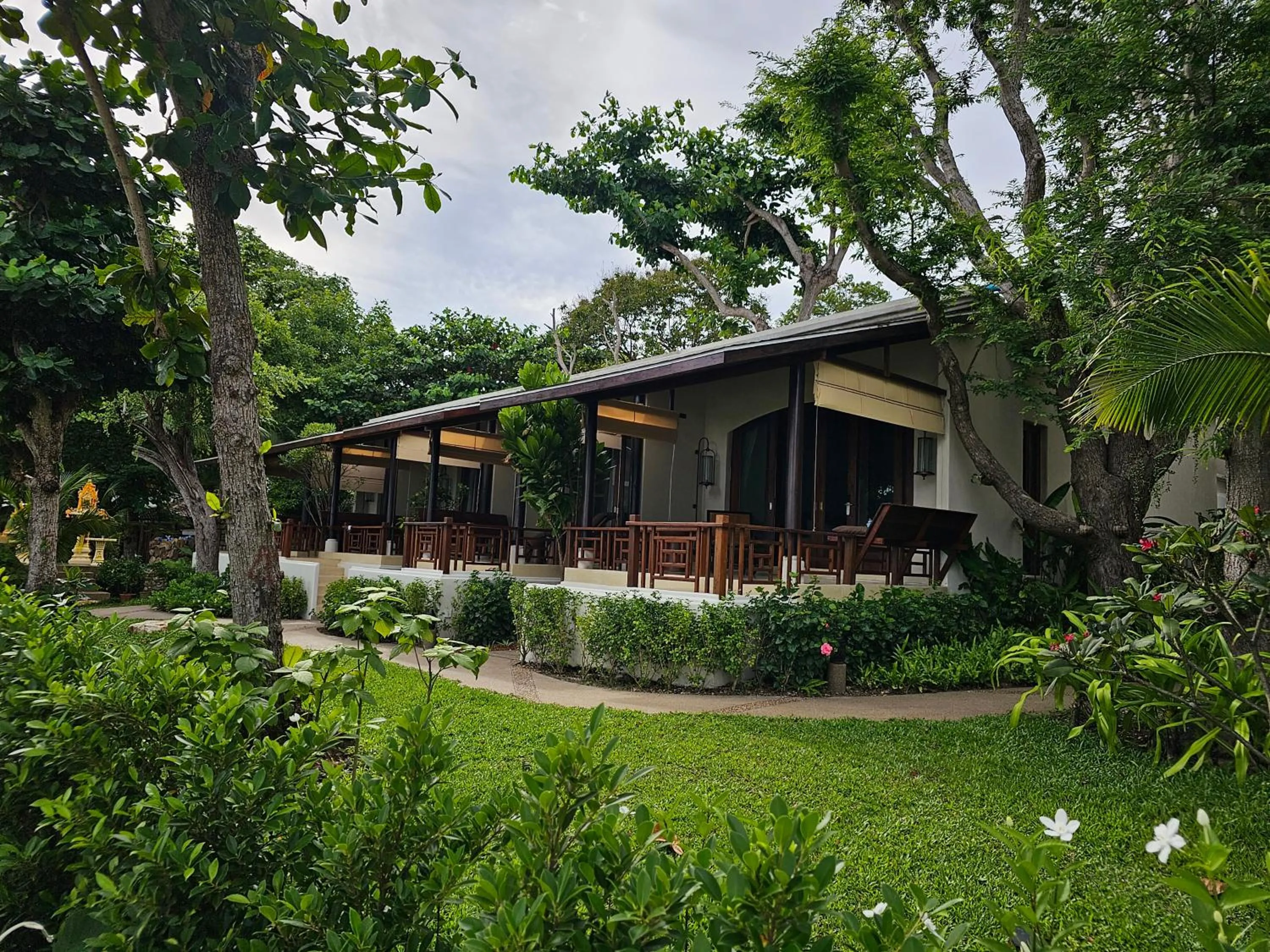 Property building in Samed Tamarind Beach Resort