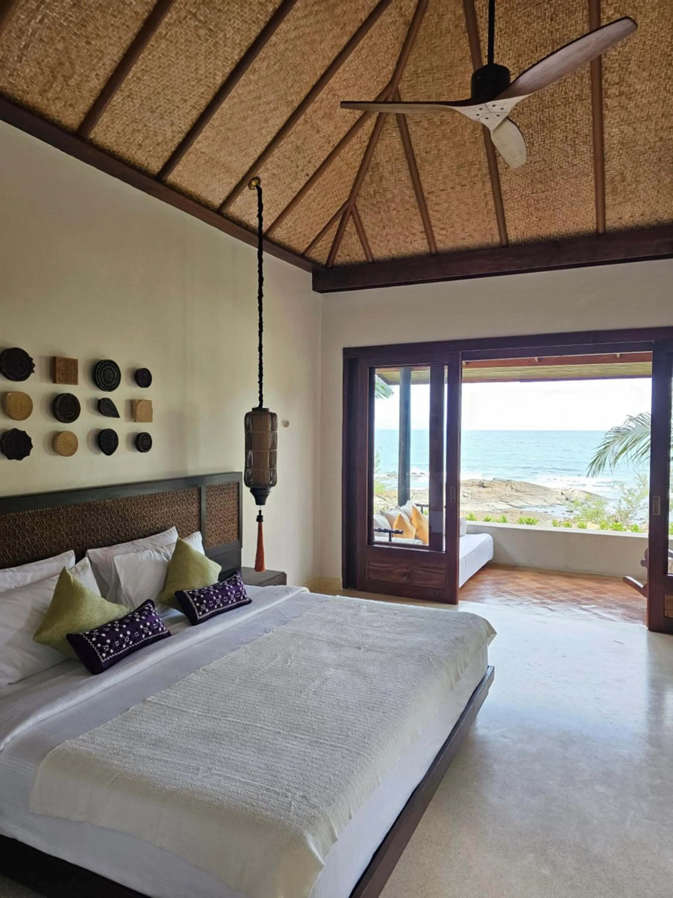 Bedroom, Bed in Samed Tamarind Beach Resort