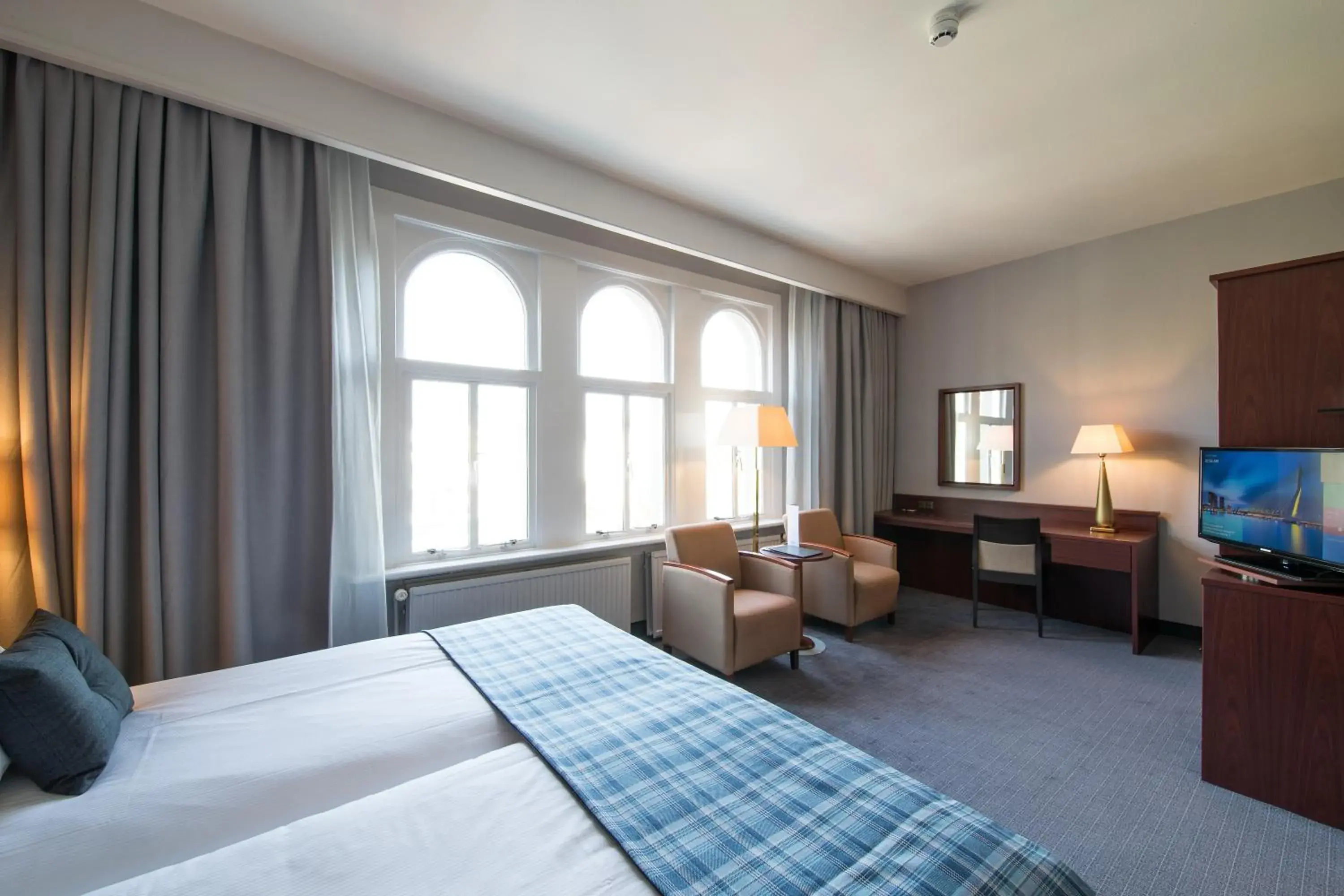 Photo of the whole room, Bed in Bilderberg Parkhotel Rotterdam Photo of the whole room, Bed in Bilderberg Parkhotel Rotterdam