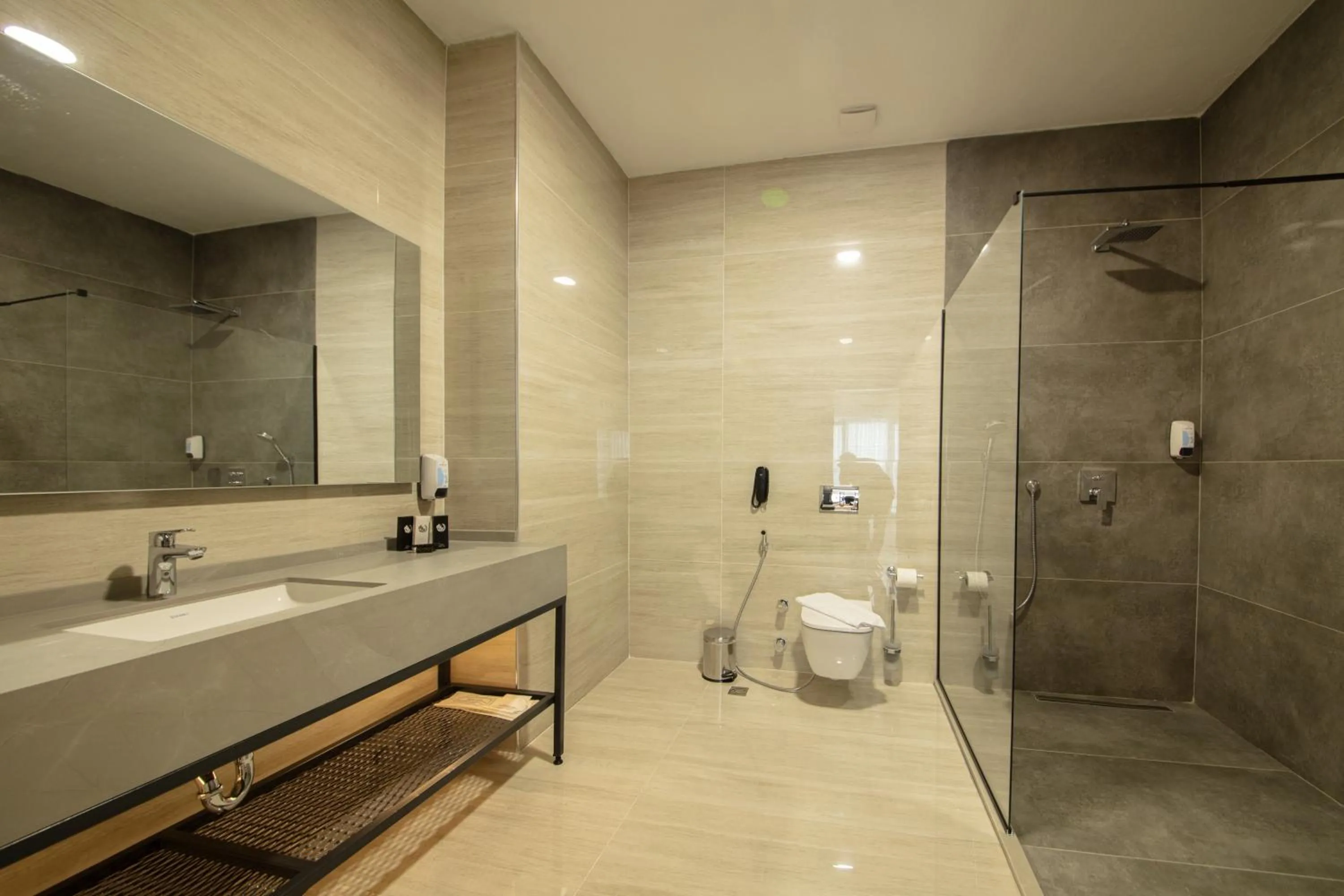 Shower in V Center Hotel