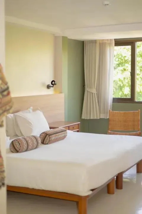 View (from property/room), Bed in HOTEL NUU CHIANG MAI