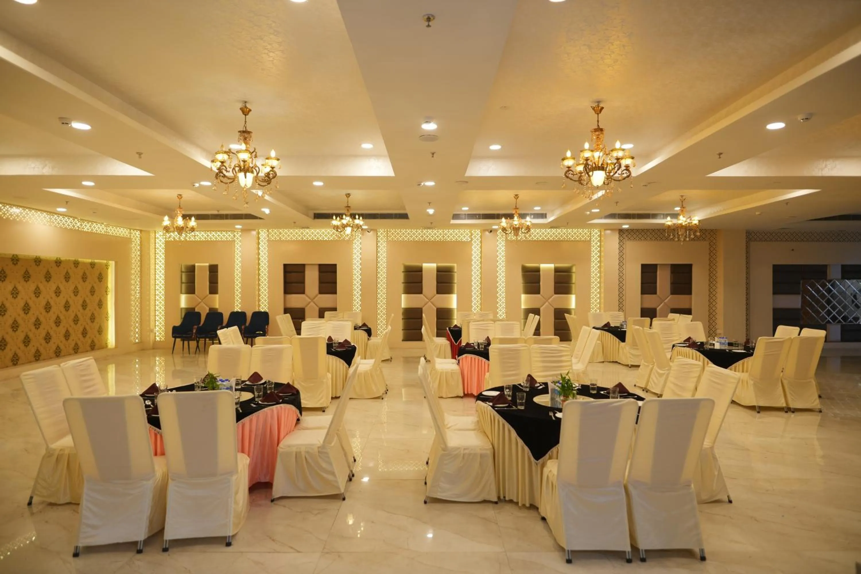 Meeting/conference room in Comfort Inn Karnal