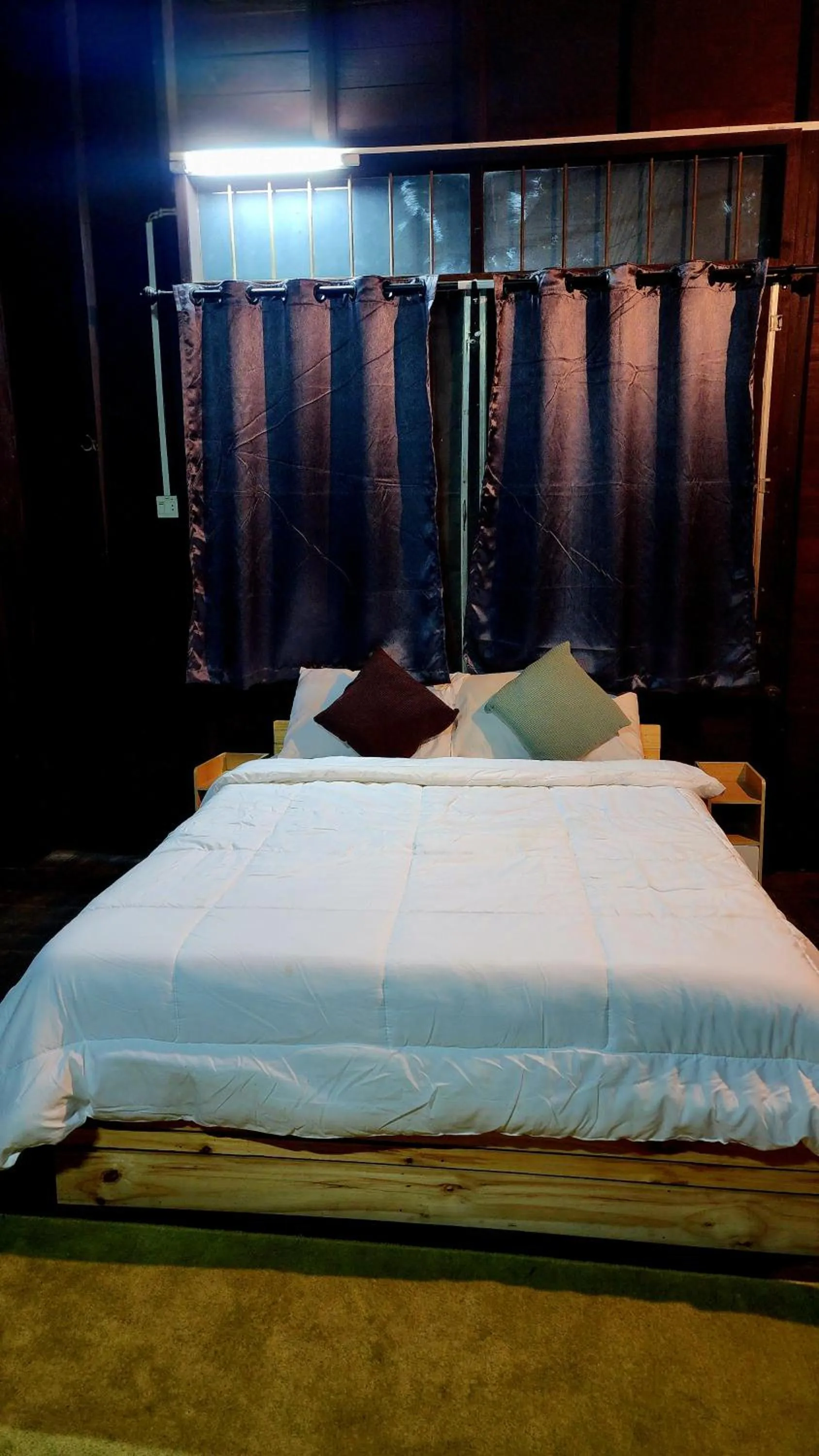 Bed in Cozy Nest CNX