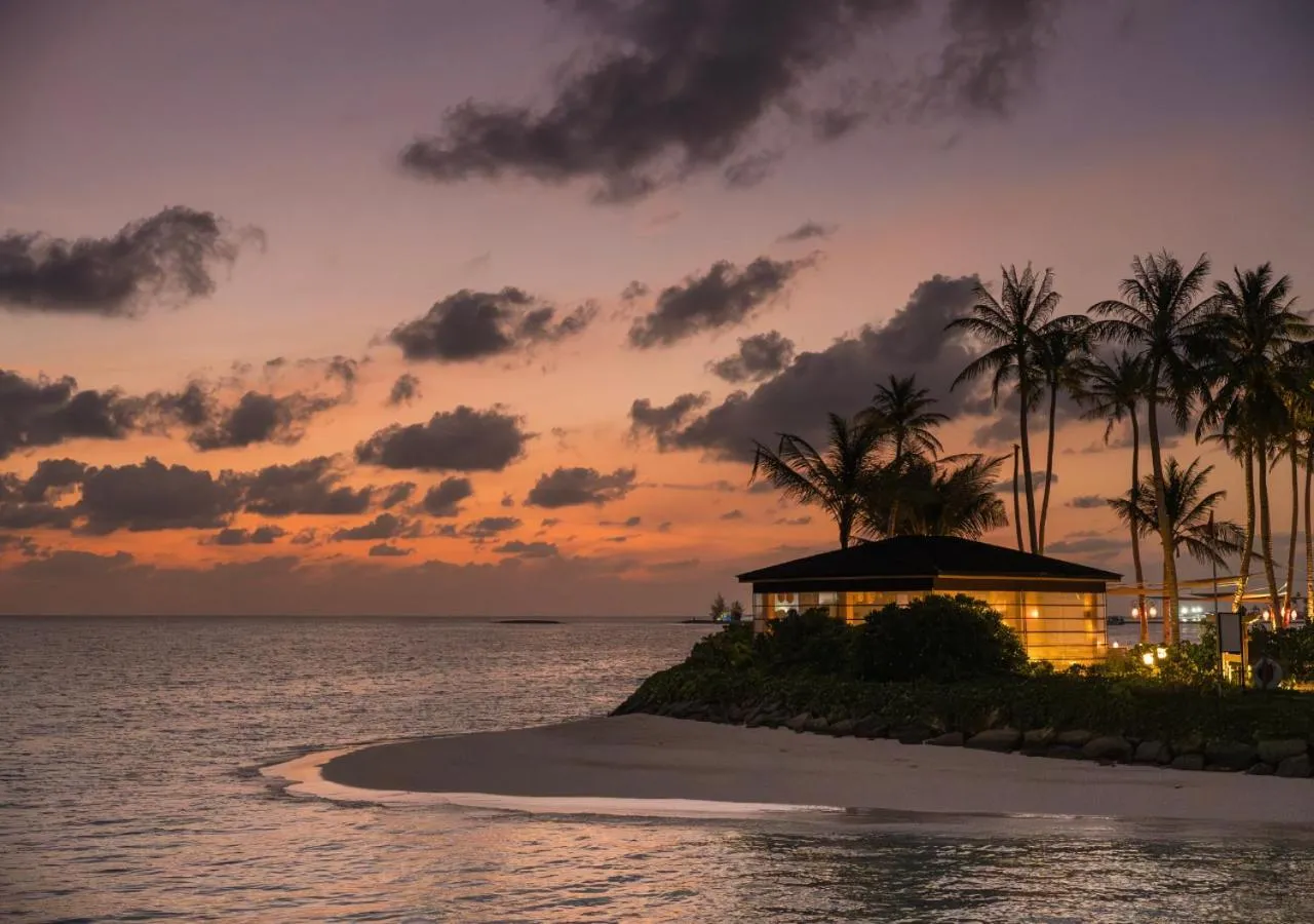 Restaurant/places to eat in Joy Island Maldives All Inclusive Resort